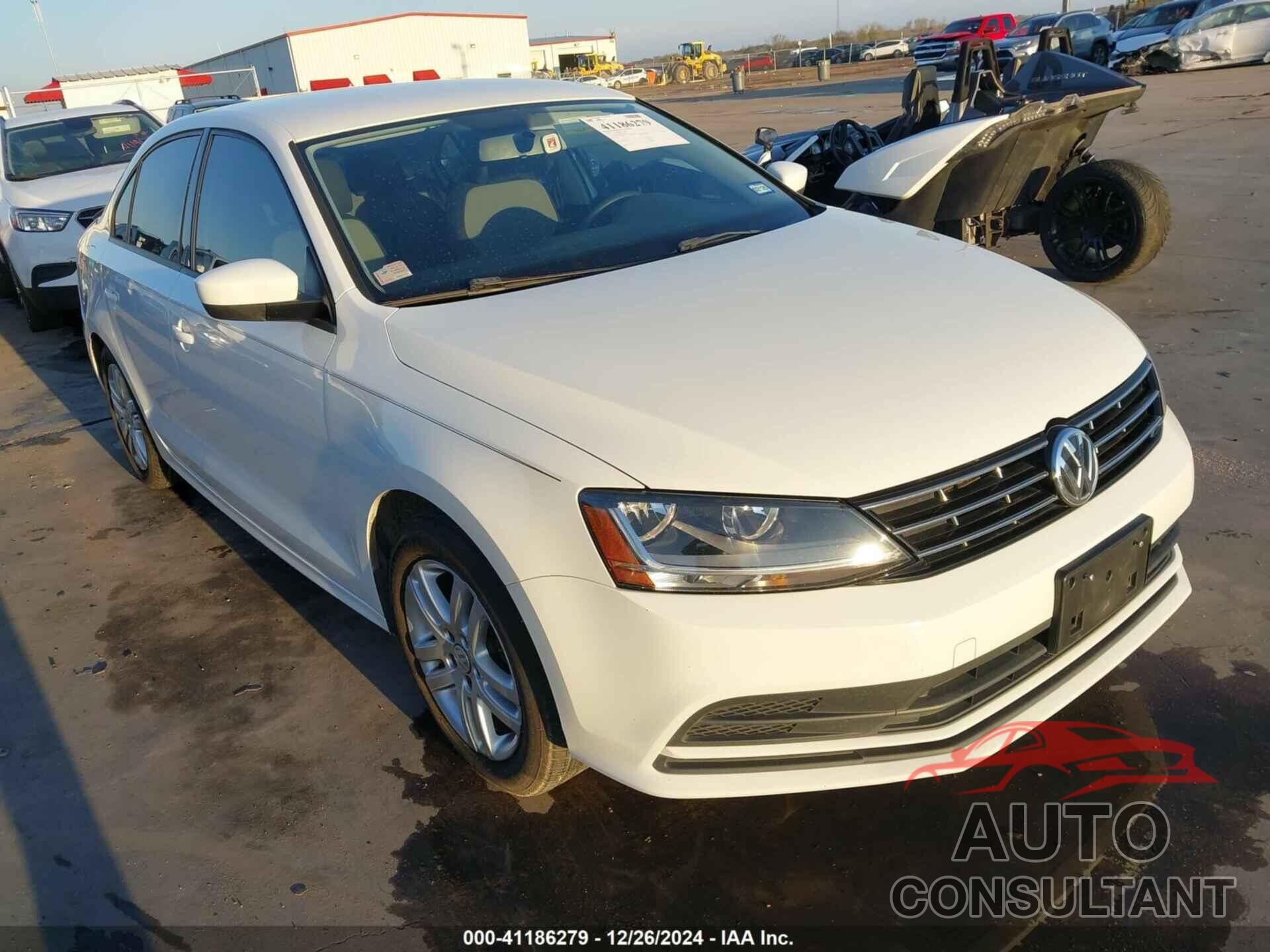 VOLKSWAGEN JETTA 2018 - 3VW2B7AJ1JM207687