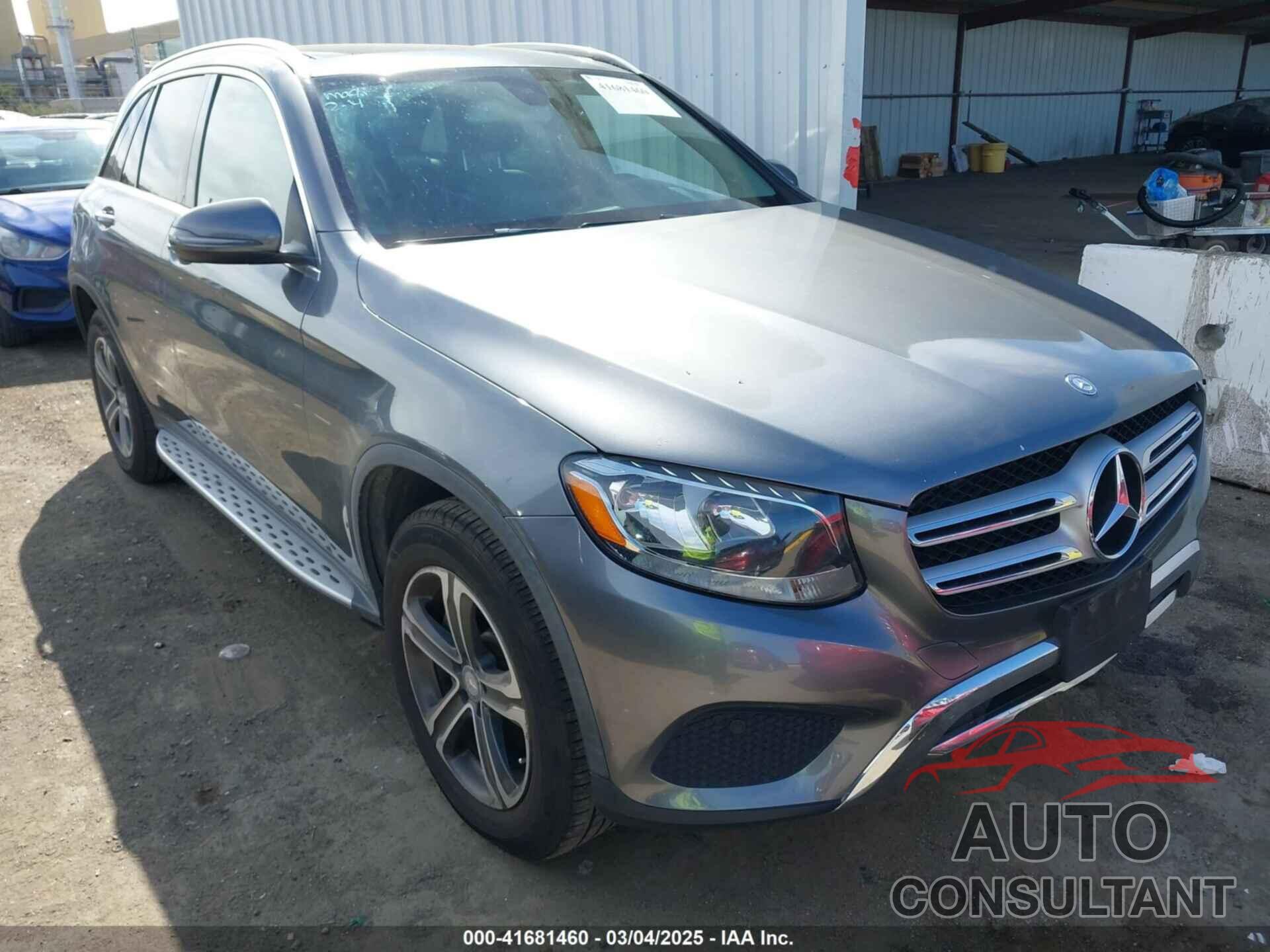 MERCEDES-BENZ GLC 300 2016 - WDC0G4KB6GF030140