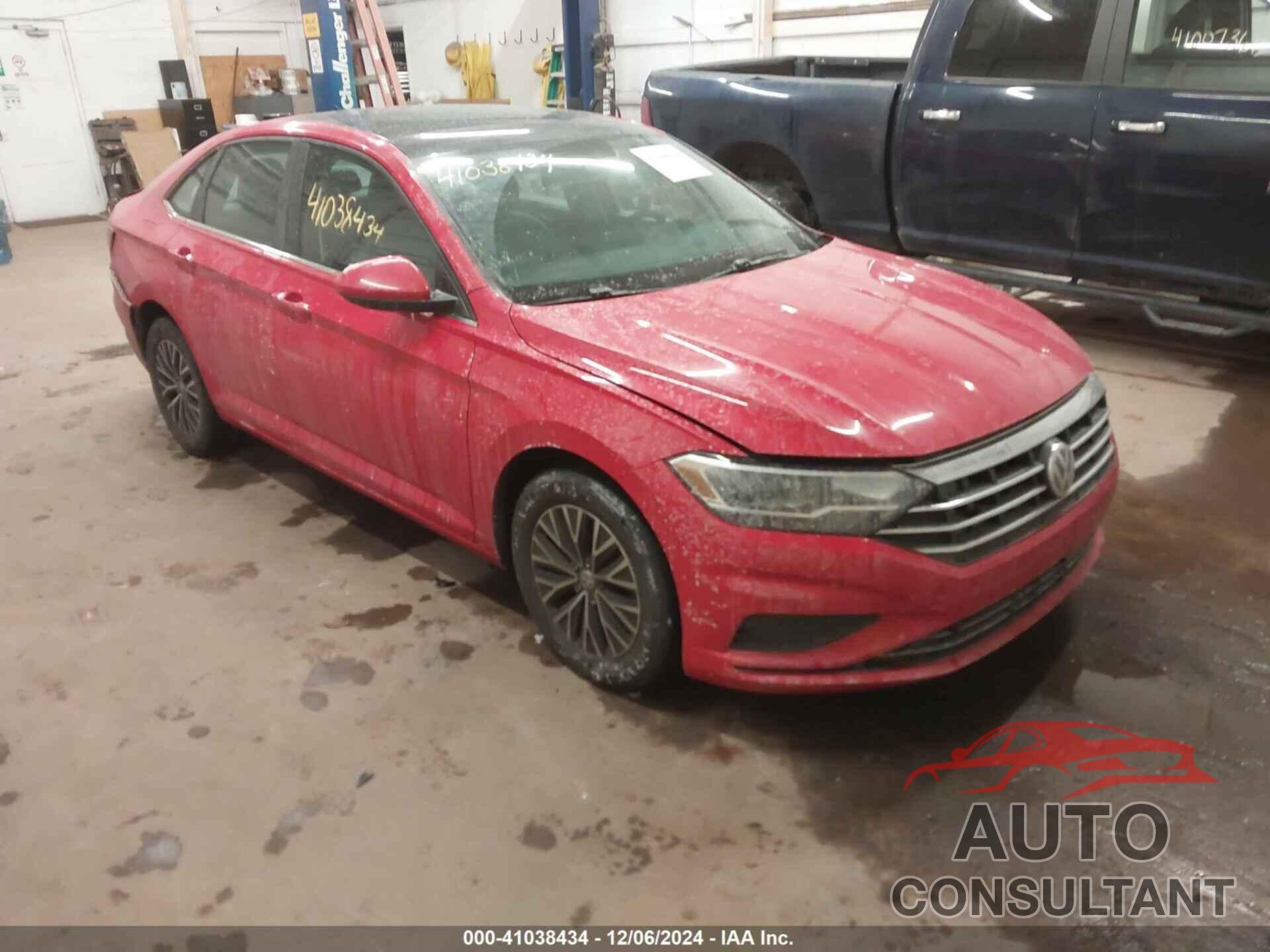 VOLKSWAGEN JETTA 2019 - 3VWC57BUXKM113619