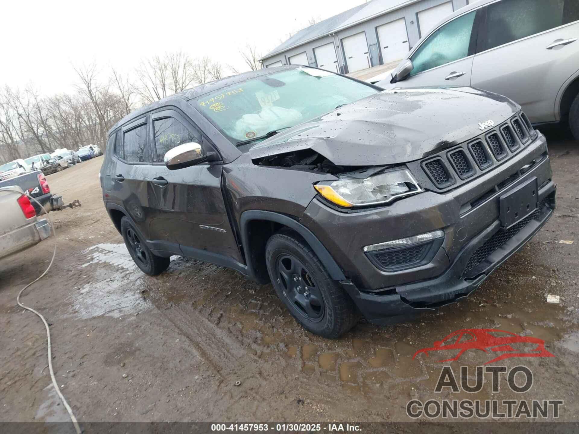 JEEP COMPASS 2018 - 3C4NJCAB6JT251064