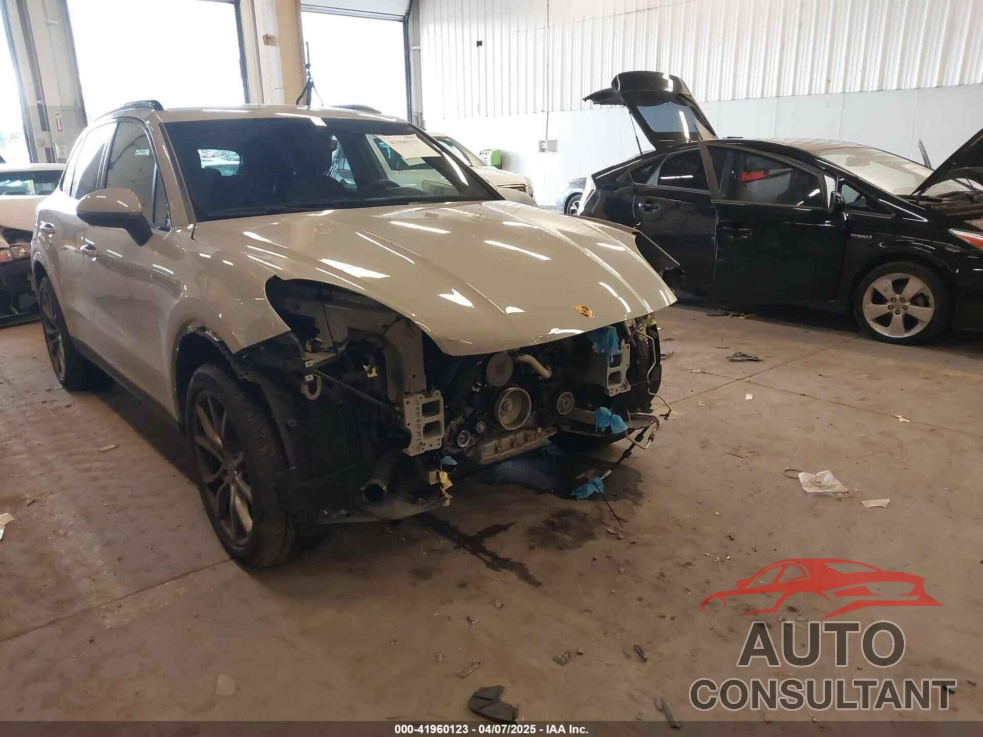 PORSCHE CAYENNE 2021 - WP1AA2AY2MDA02282
