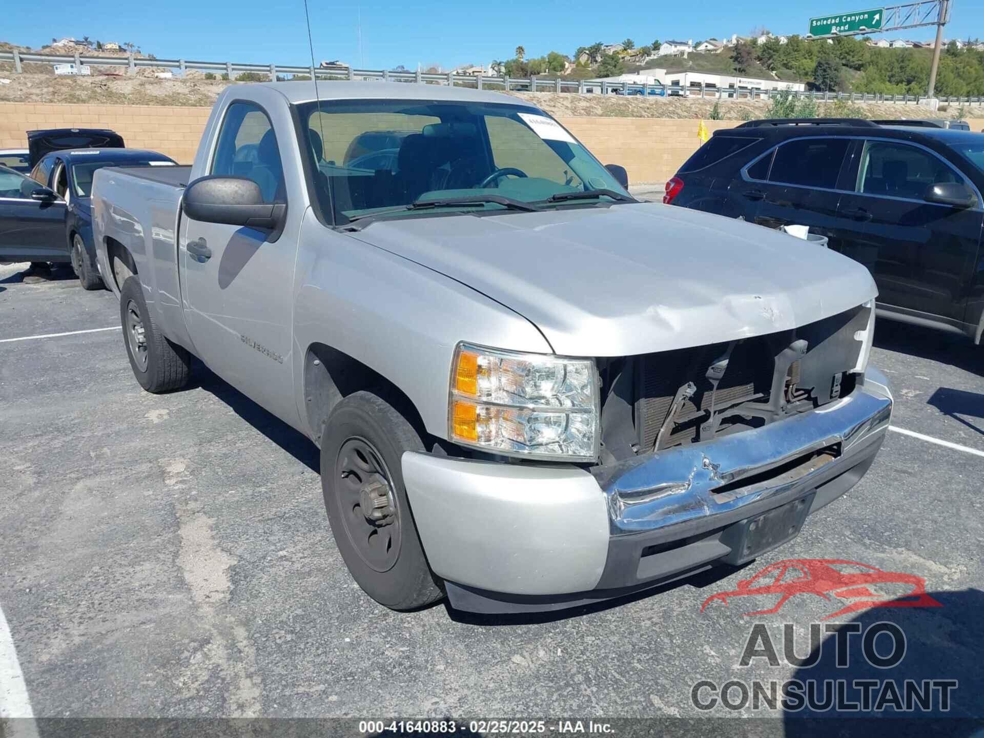 CHEVROLET SILVERADO 1500 2011 - 1GCNCPEA0BZ213679