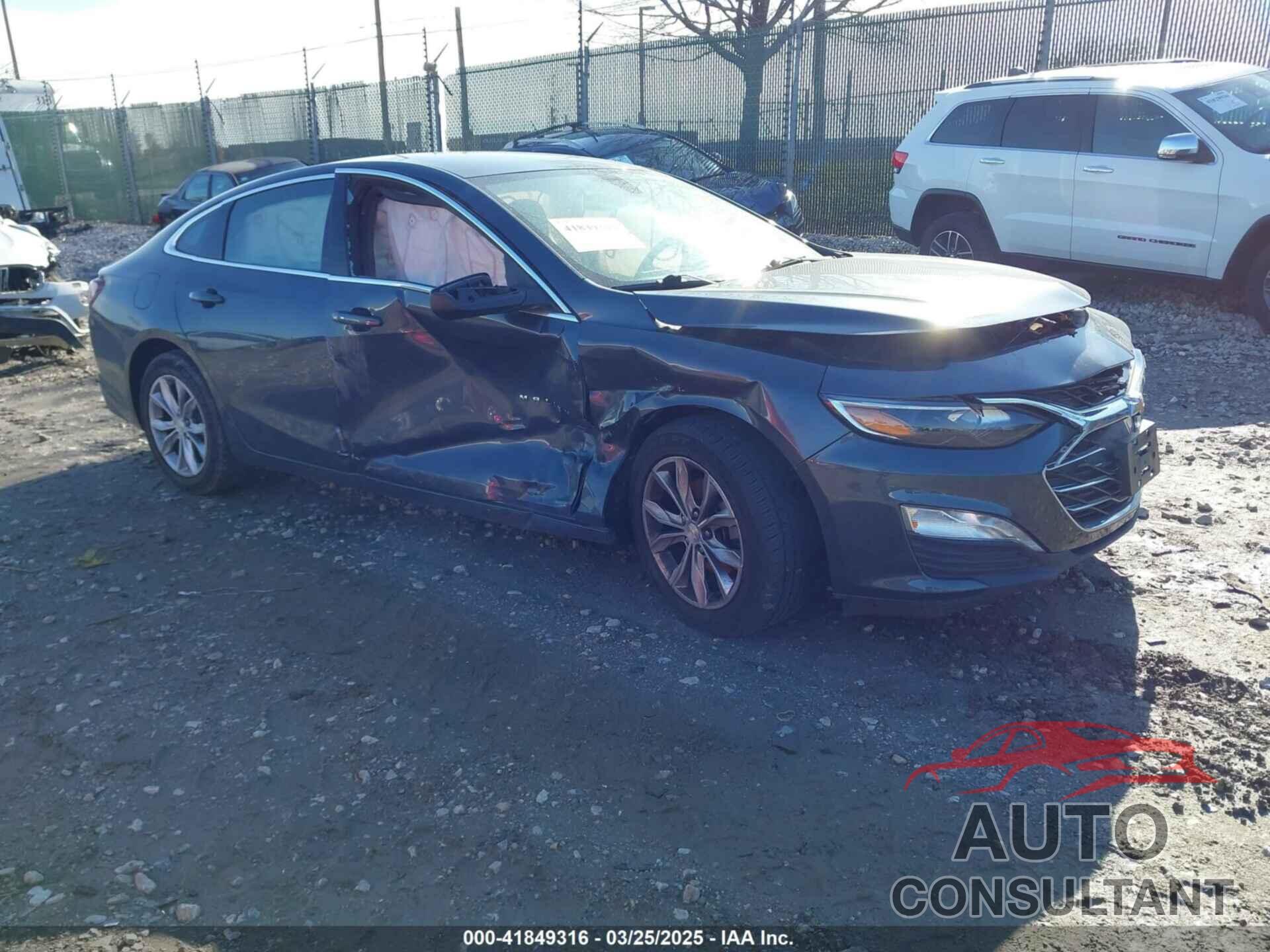 CHEVROLET MALIBU 2019 - 1G1ZD5ST3KF131545