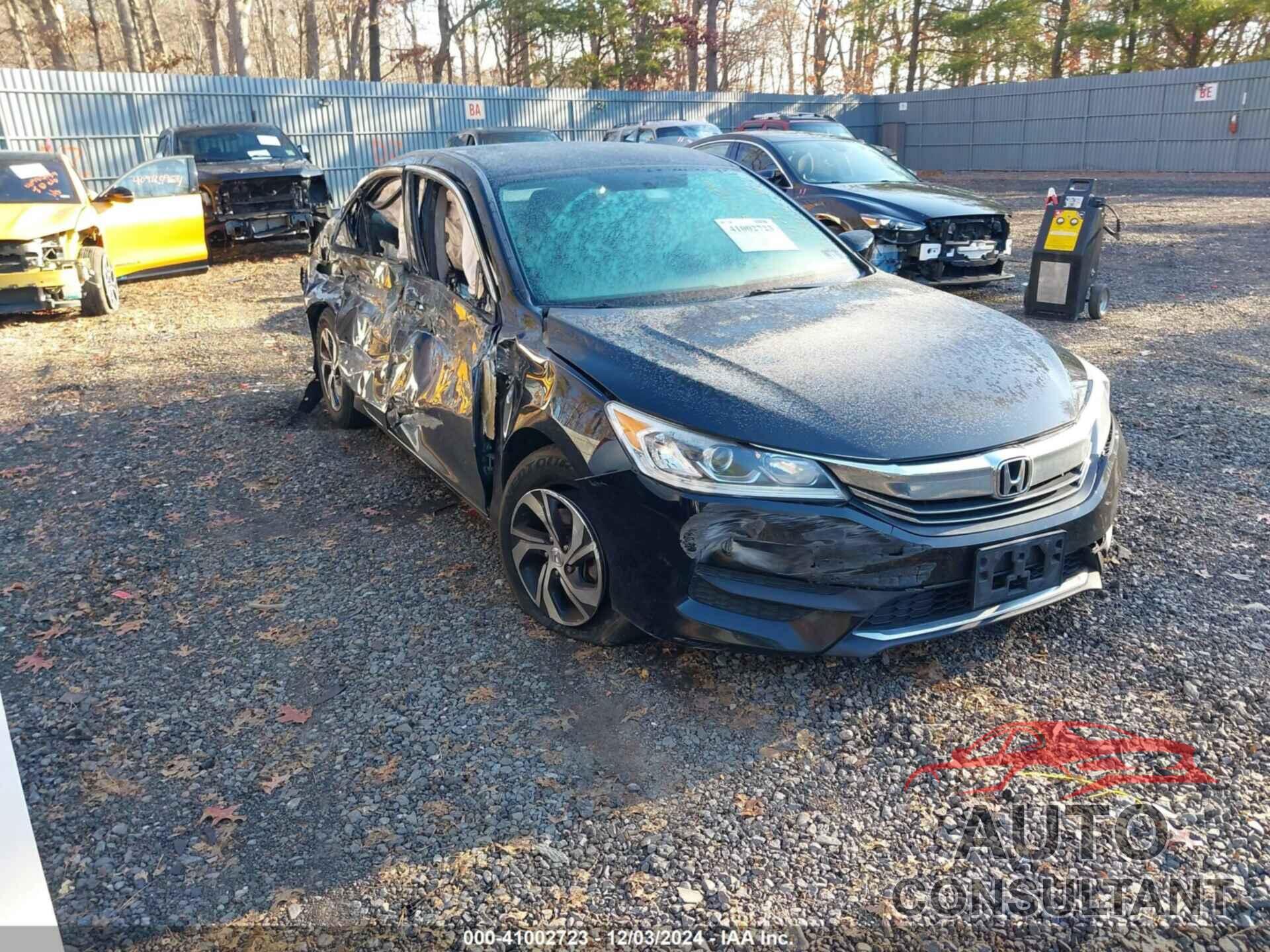 HONDA ACCORD 2017 - 1HGCR2F3XHA267198