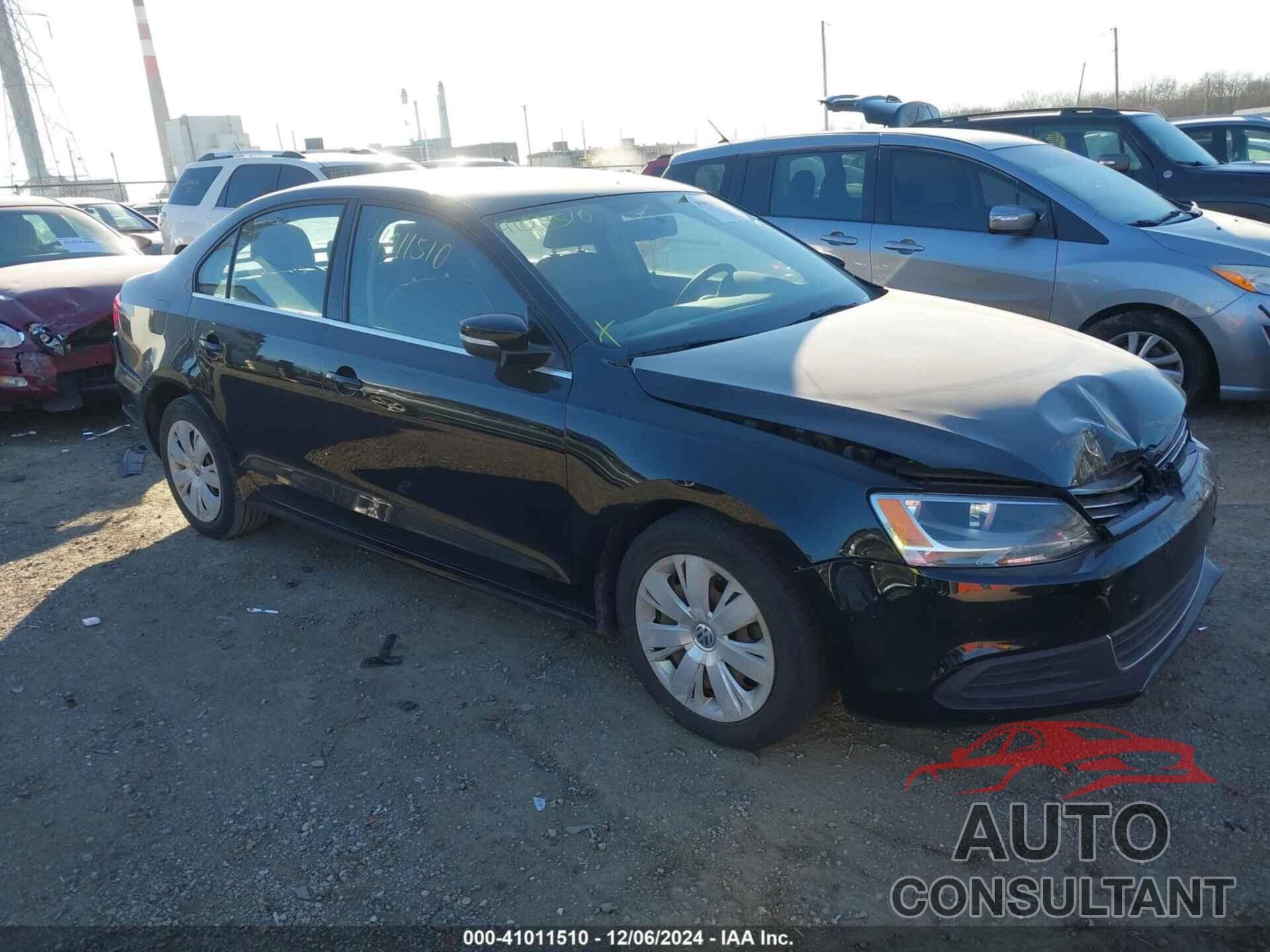 VOLKSWAGEN JETTA 2013 - 3VWDX7AJ6DM439023