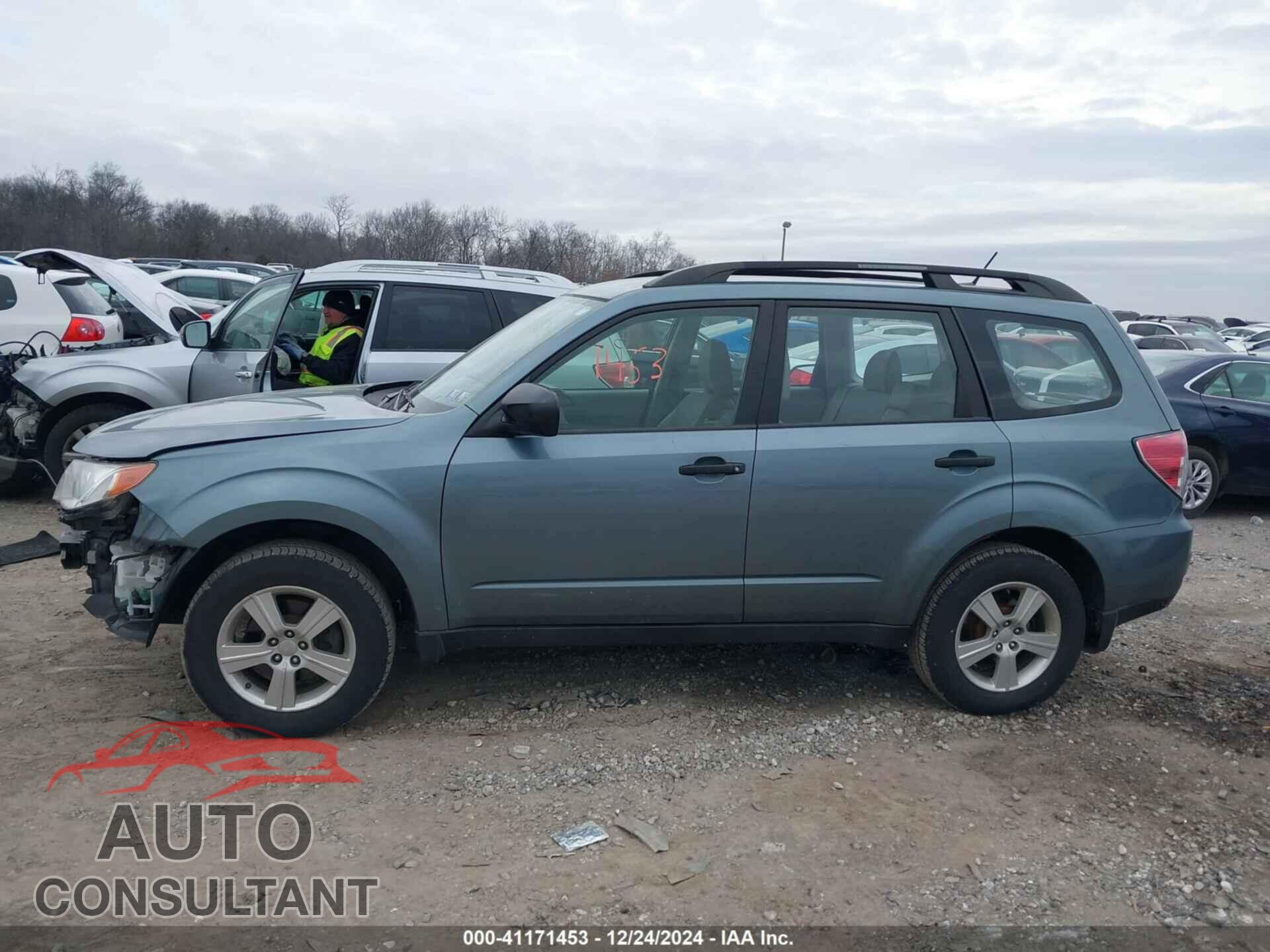 SUBARU FORESTER 2013 - JF2SHABC9DH418385