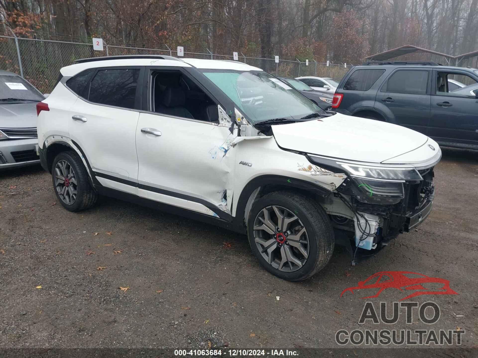 KIA SELTOS 2021 - KNDETCA29M7182826