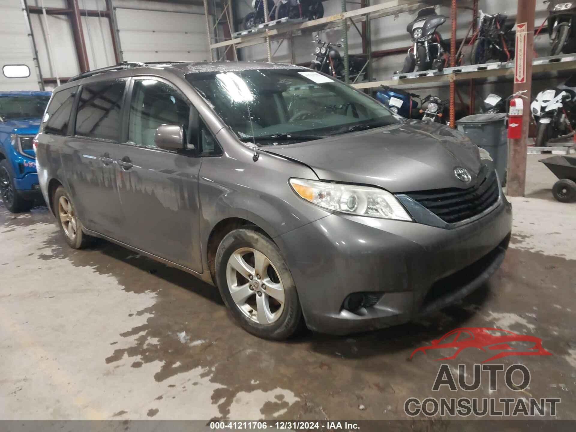 TOYOTA SIENNA 2014 - 5TDKK3DC1ES412327