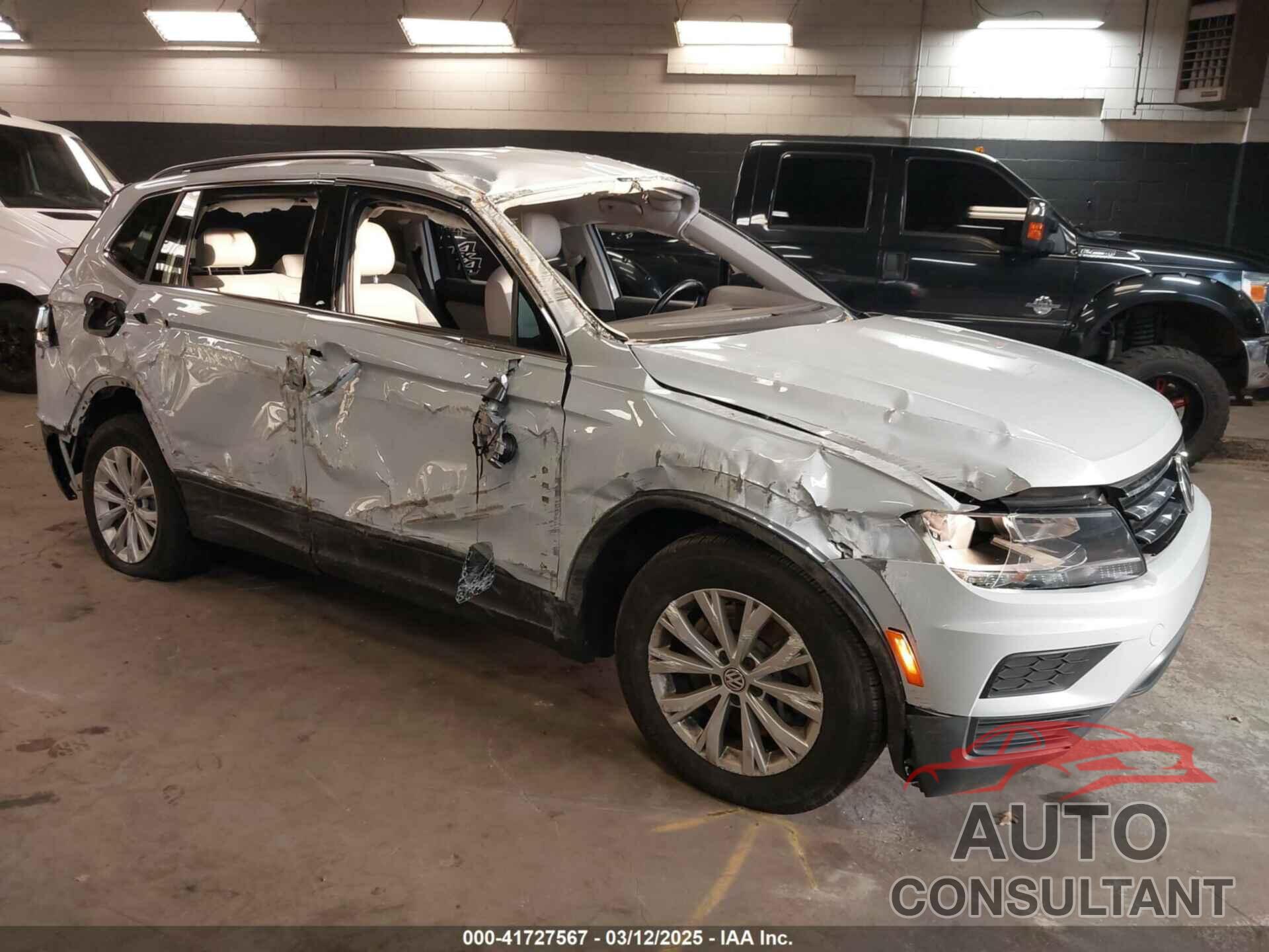 VOLKSWAGEN TIGUAN 2019 - 3VV2B7AX3KM015293