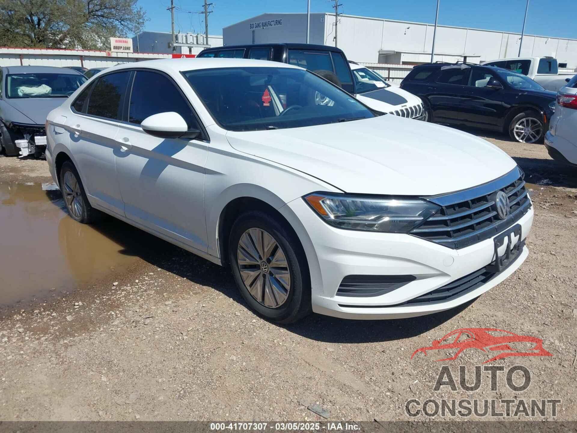 VOLKSWAGEN JETTA 2019 - 3VWC57BU1KM126095