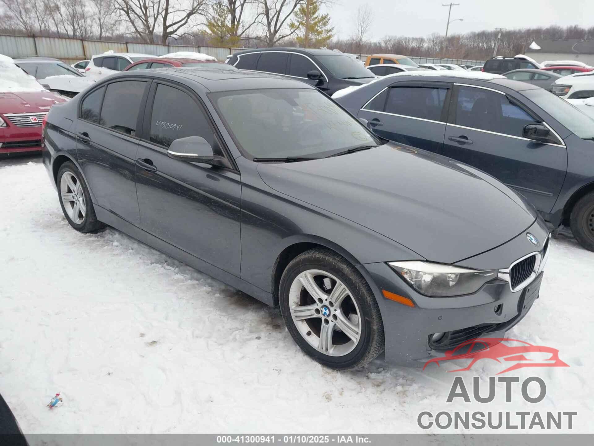 BMW 328I 2014 - WBA3B5G58ENS09340