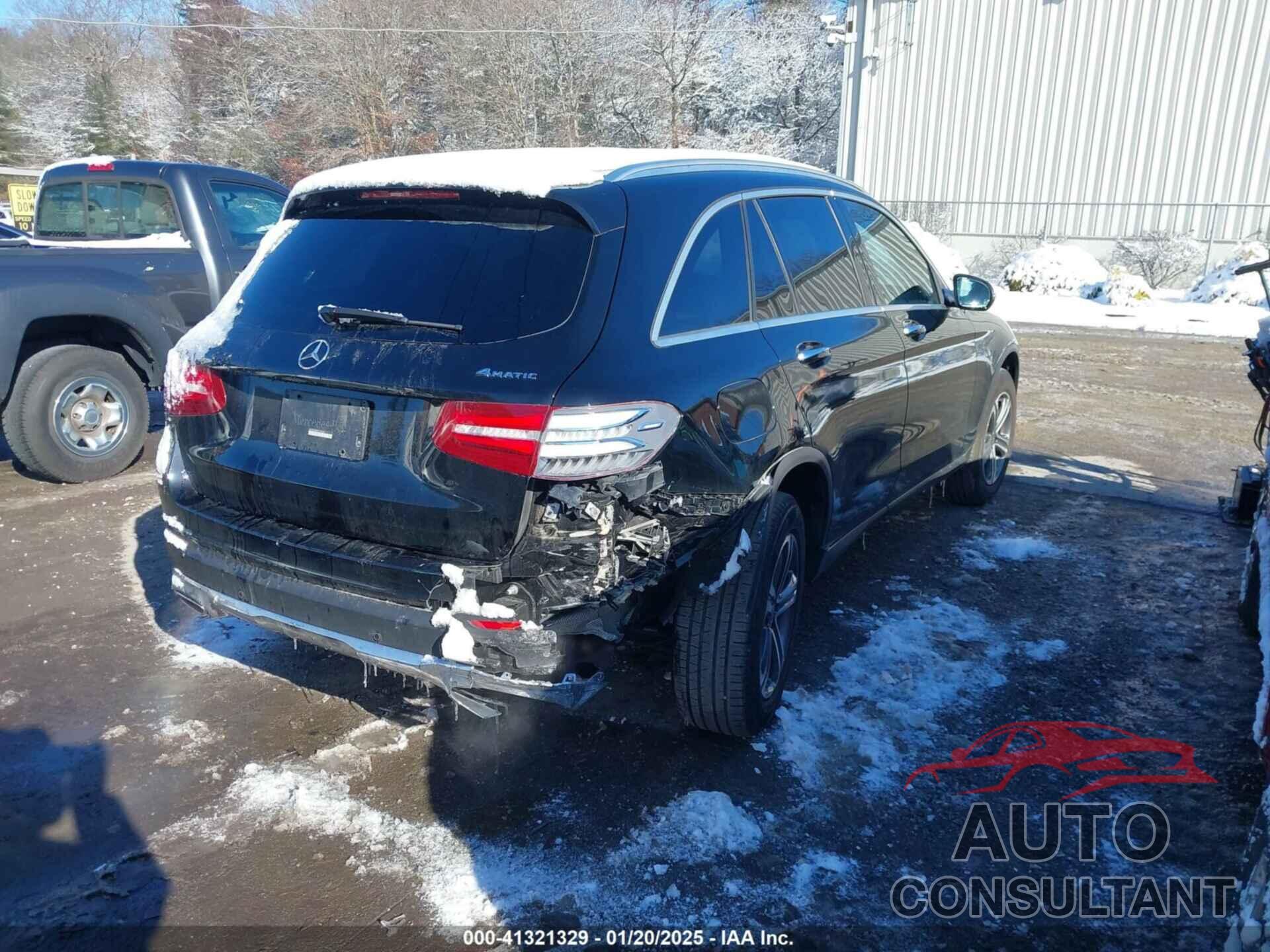 MERCEDES-BENZ GLC 300 2019 - WDC0G4KB8KV163643