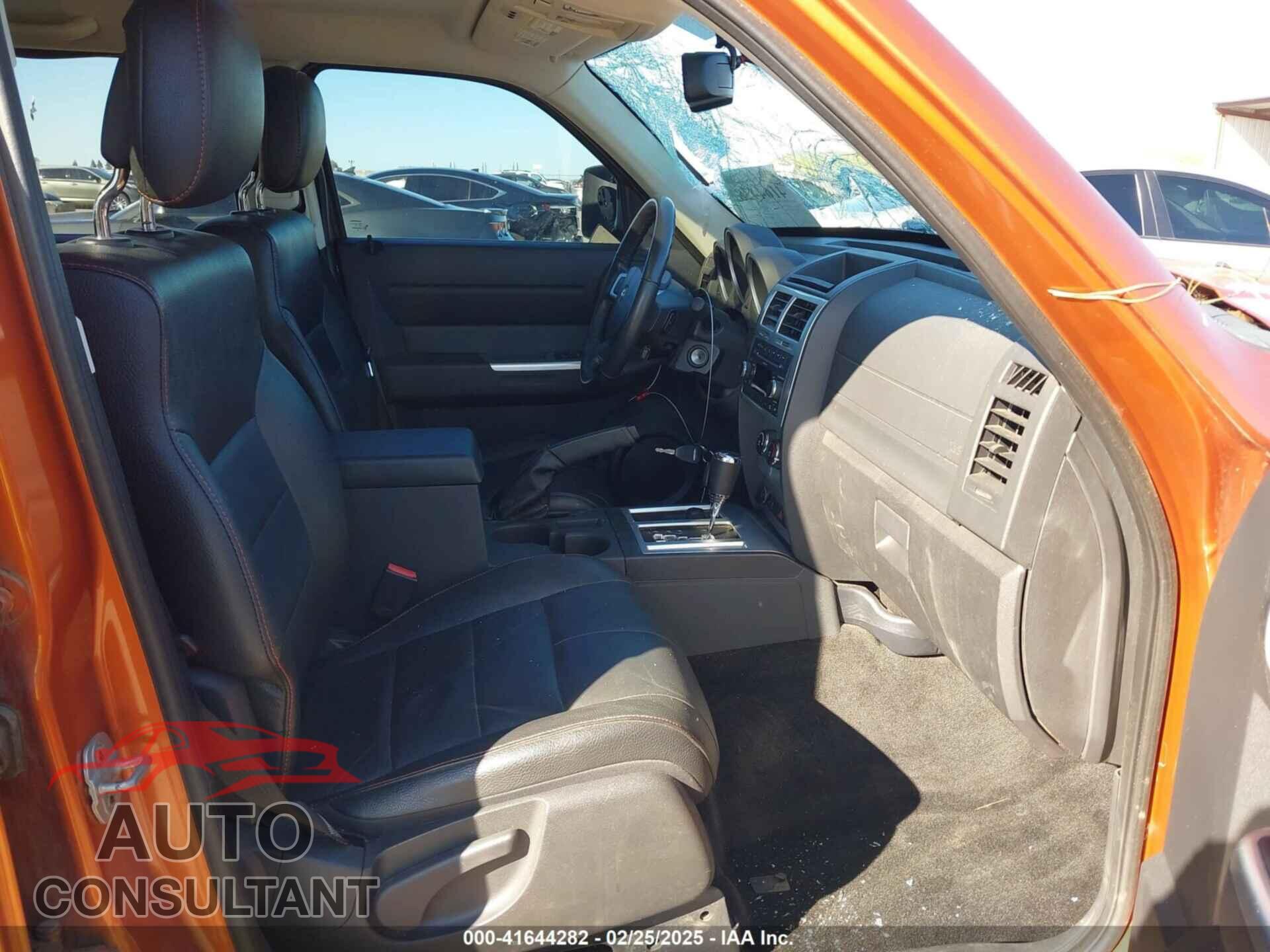 DODGE NITRO 2011 - 1D4PU7GX4BW578961