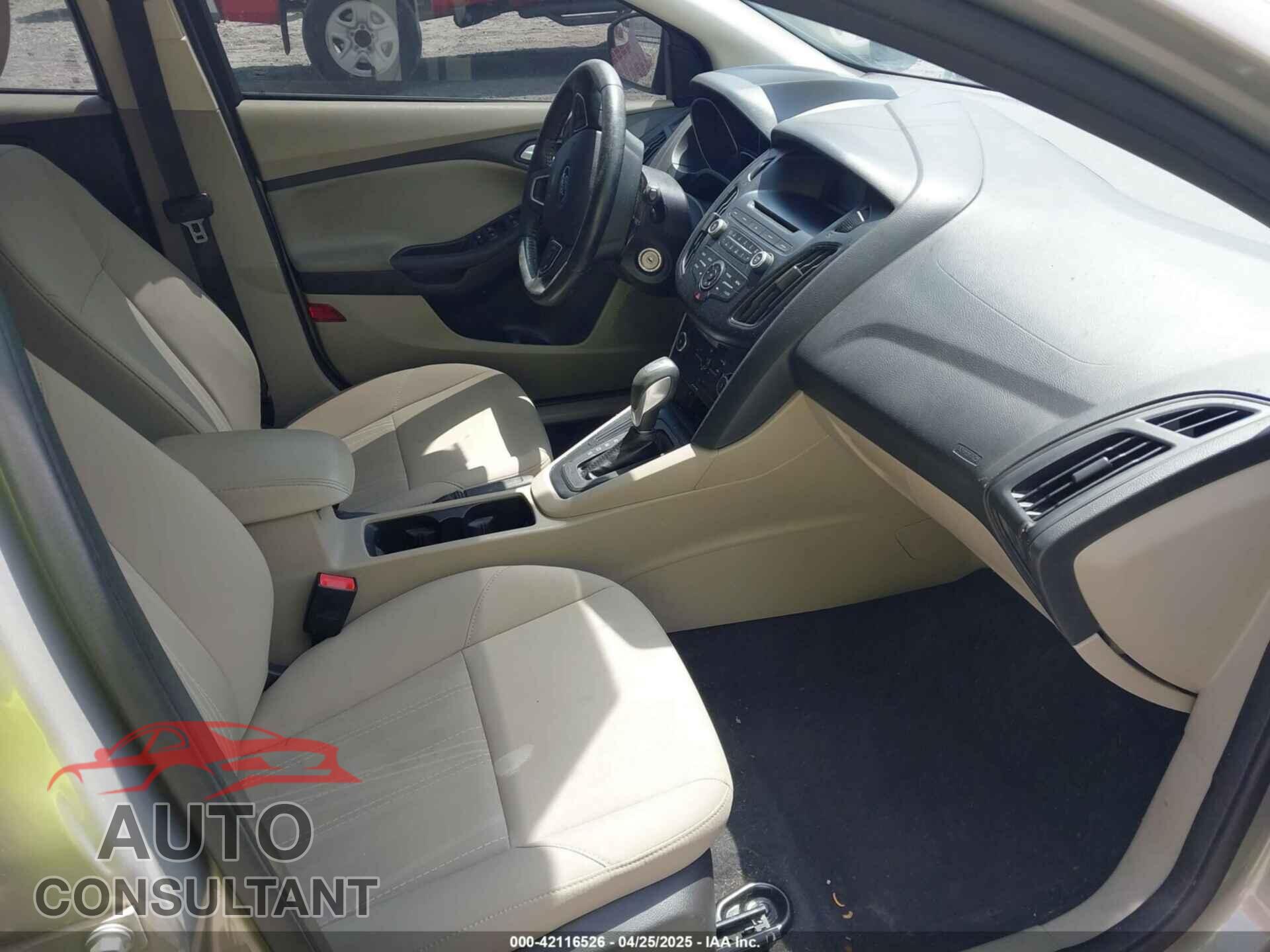 FORD FOCUS 2016 - 1FADP3K25GL236896