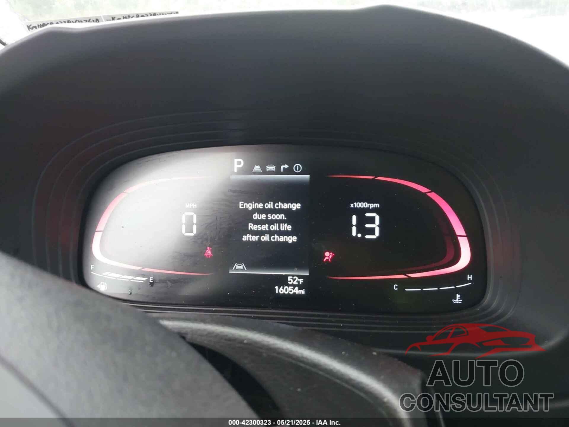 HYUNDAI VENUE 2024 - KMHRC8A33RU327628