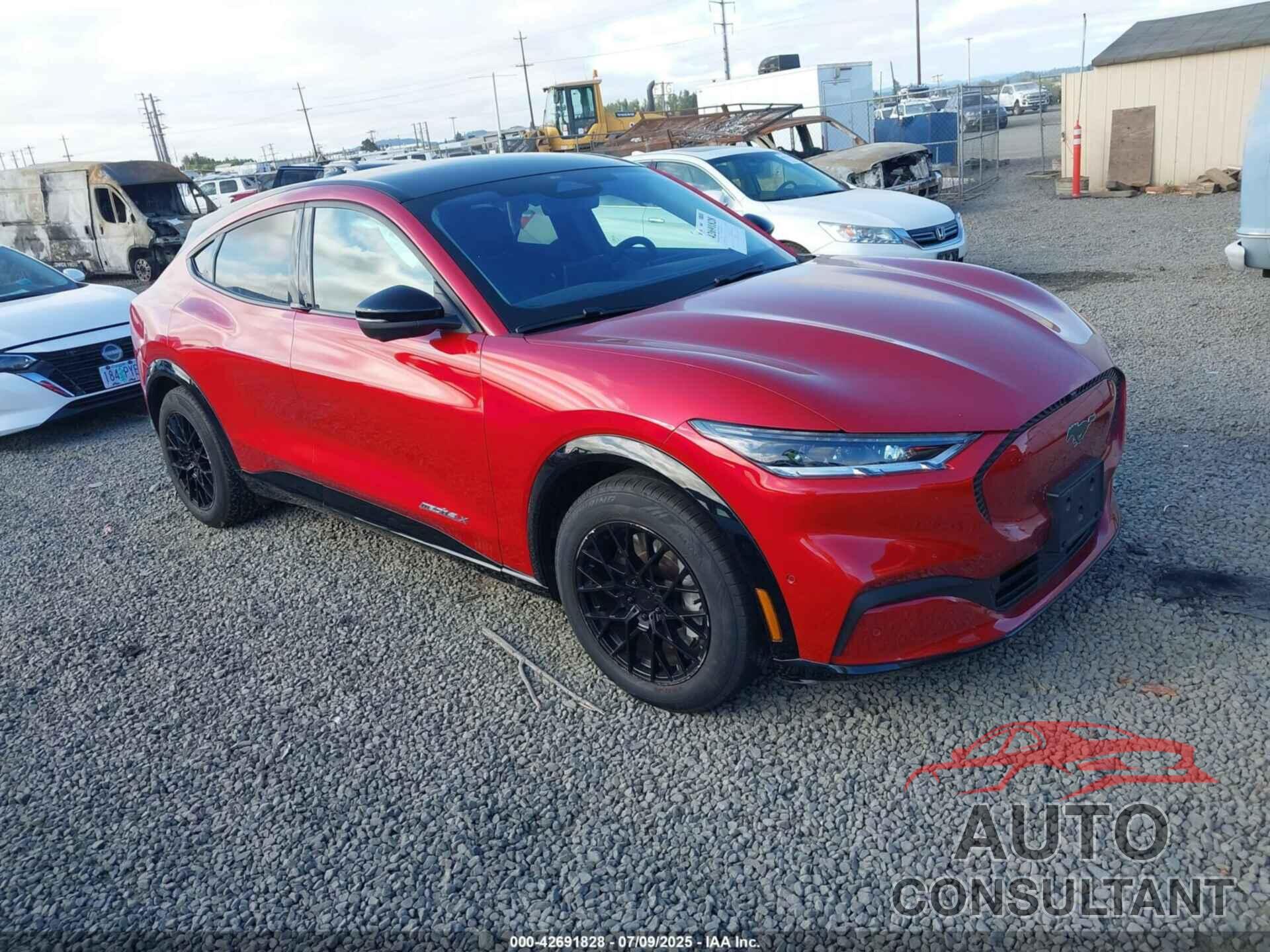 FORD MUSTANG MACH-E 2022 - 3FMTK2R78NMA15915