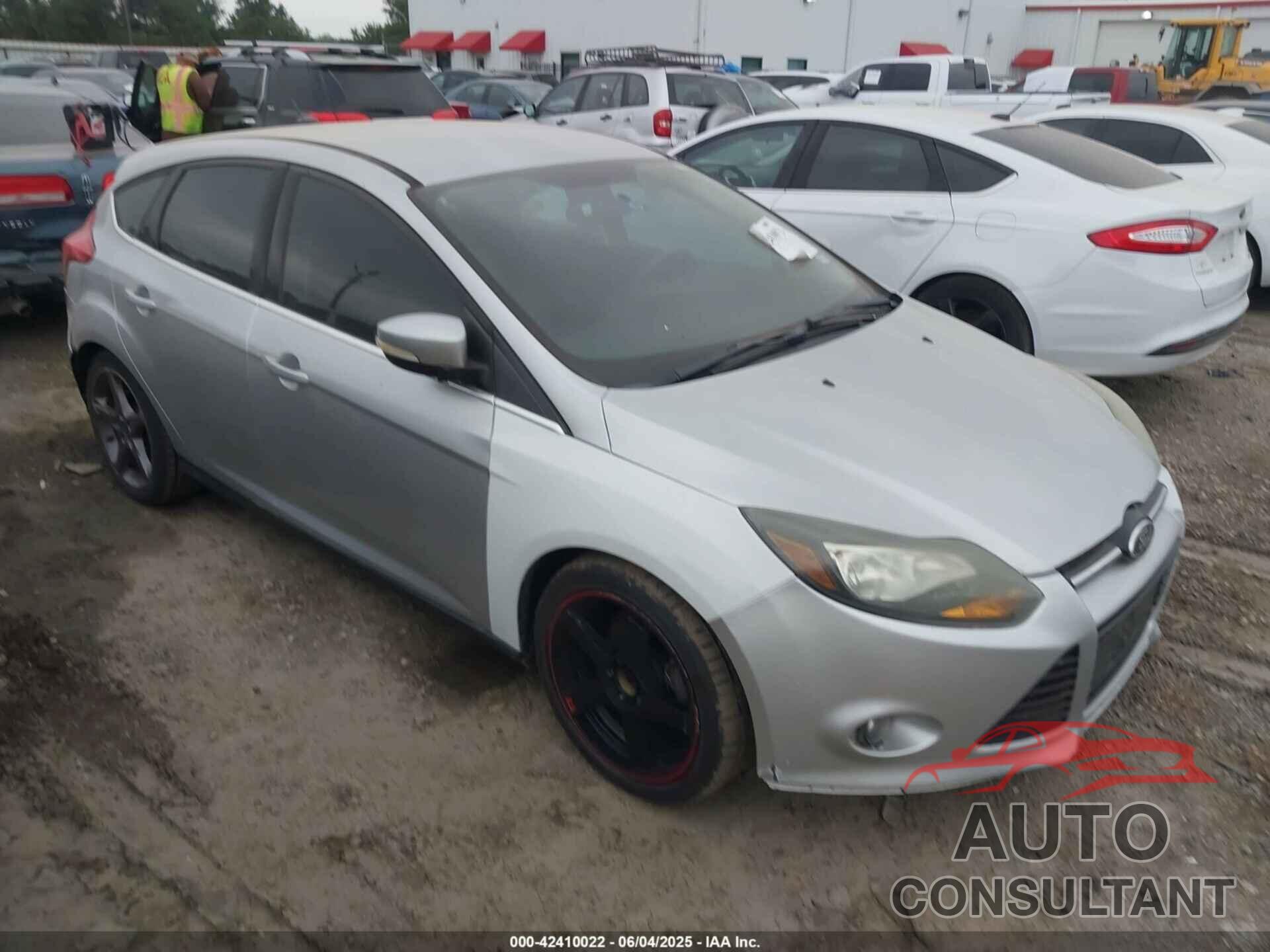 FORD FOCUS 2014 - 1FADP3N2XEL276058