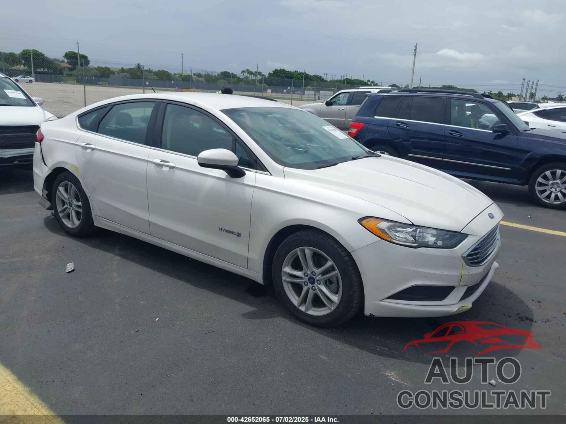 FORD FUSION HYBRID 2018 - 3FA6P0LU8JR259024