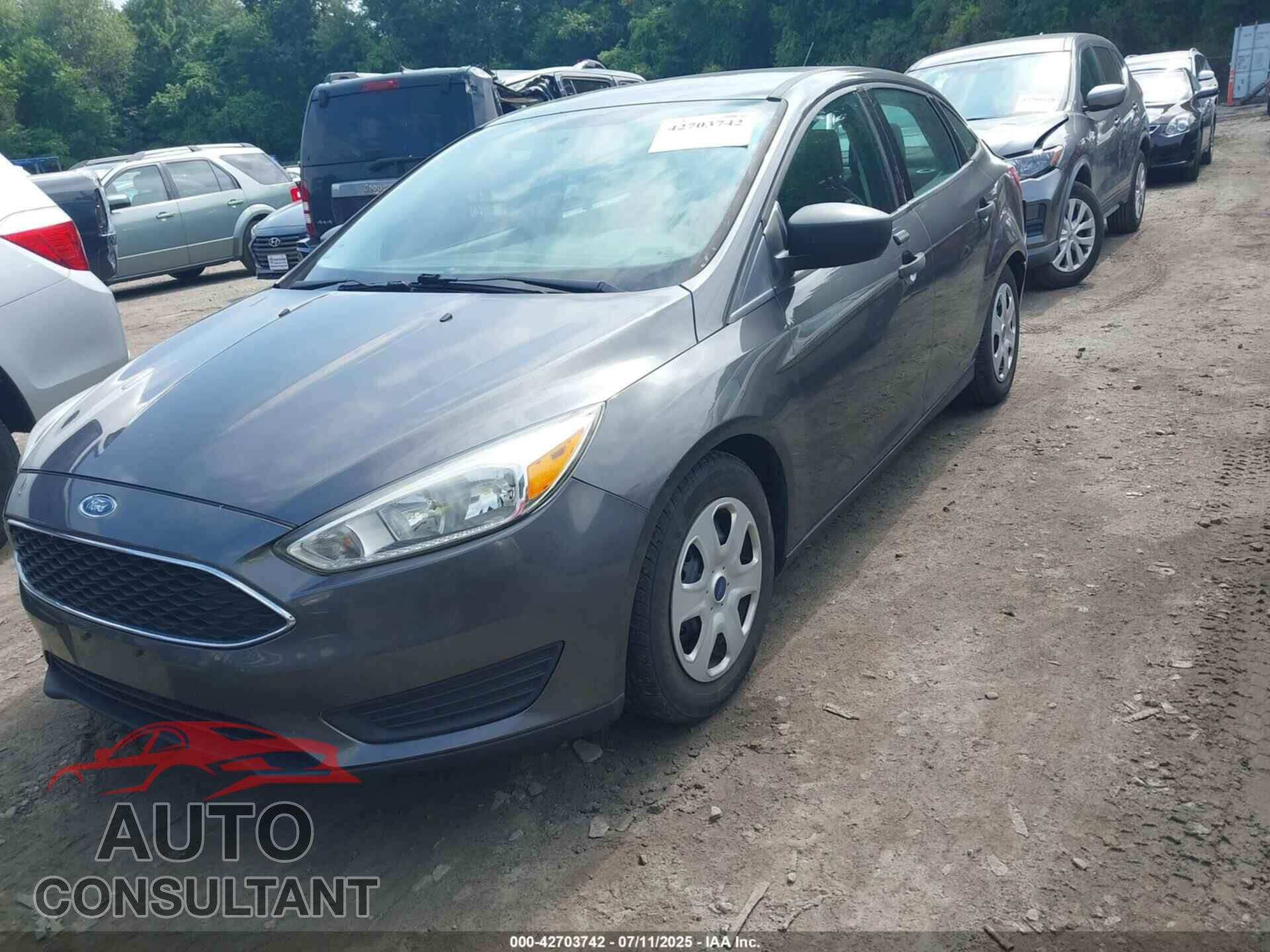 FORD FOCUS 2016 - 1FADP3E25GL367452