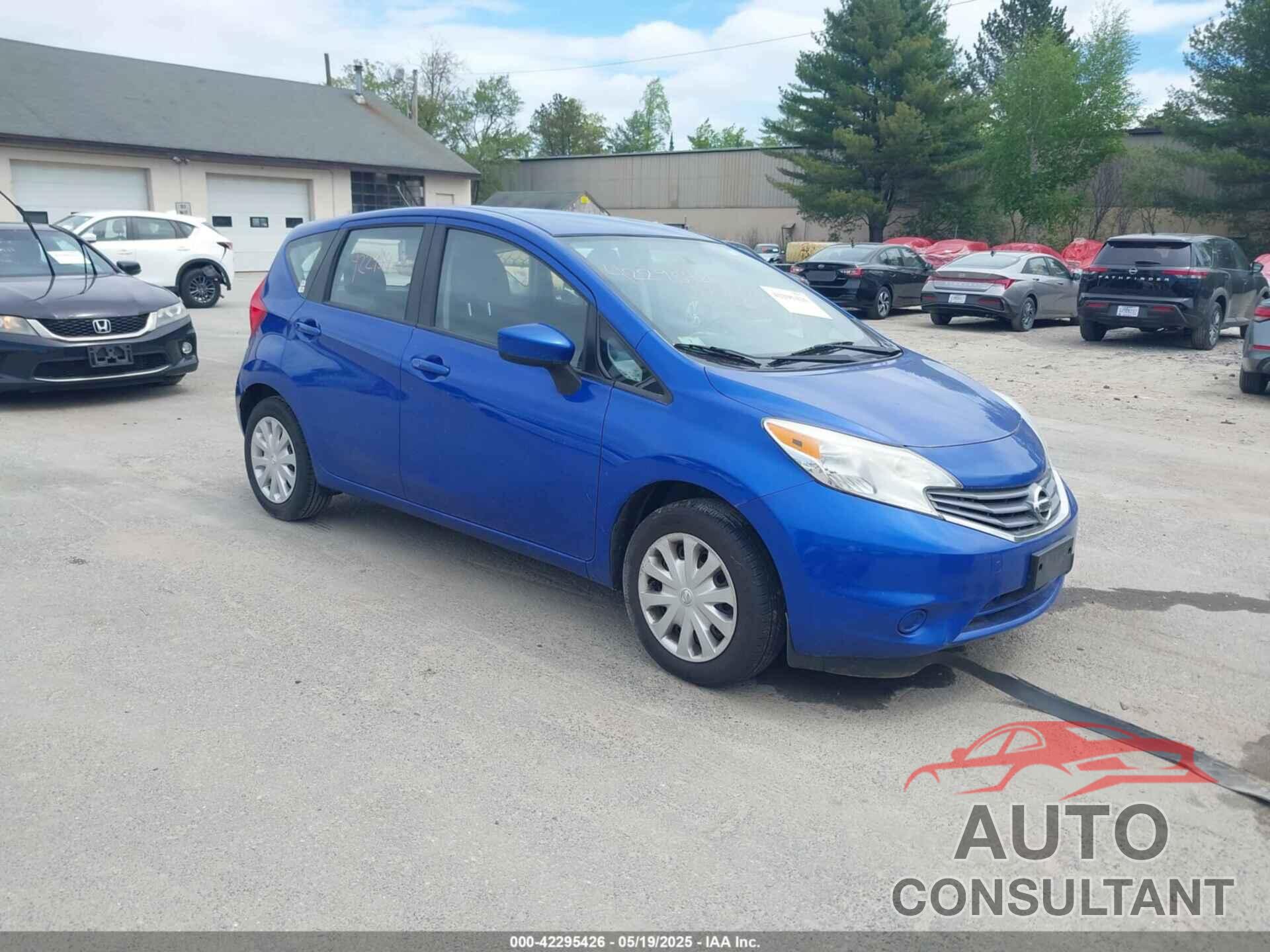 NISSAN VERSA NOTE 2015 - 3N1CE2CP1FL423302