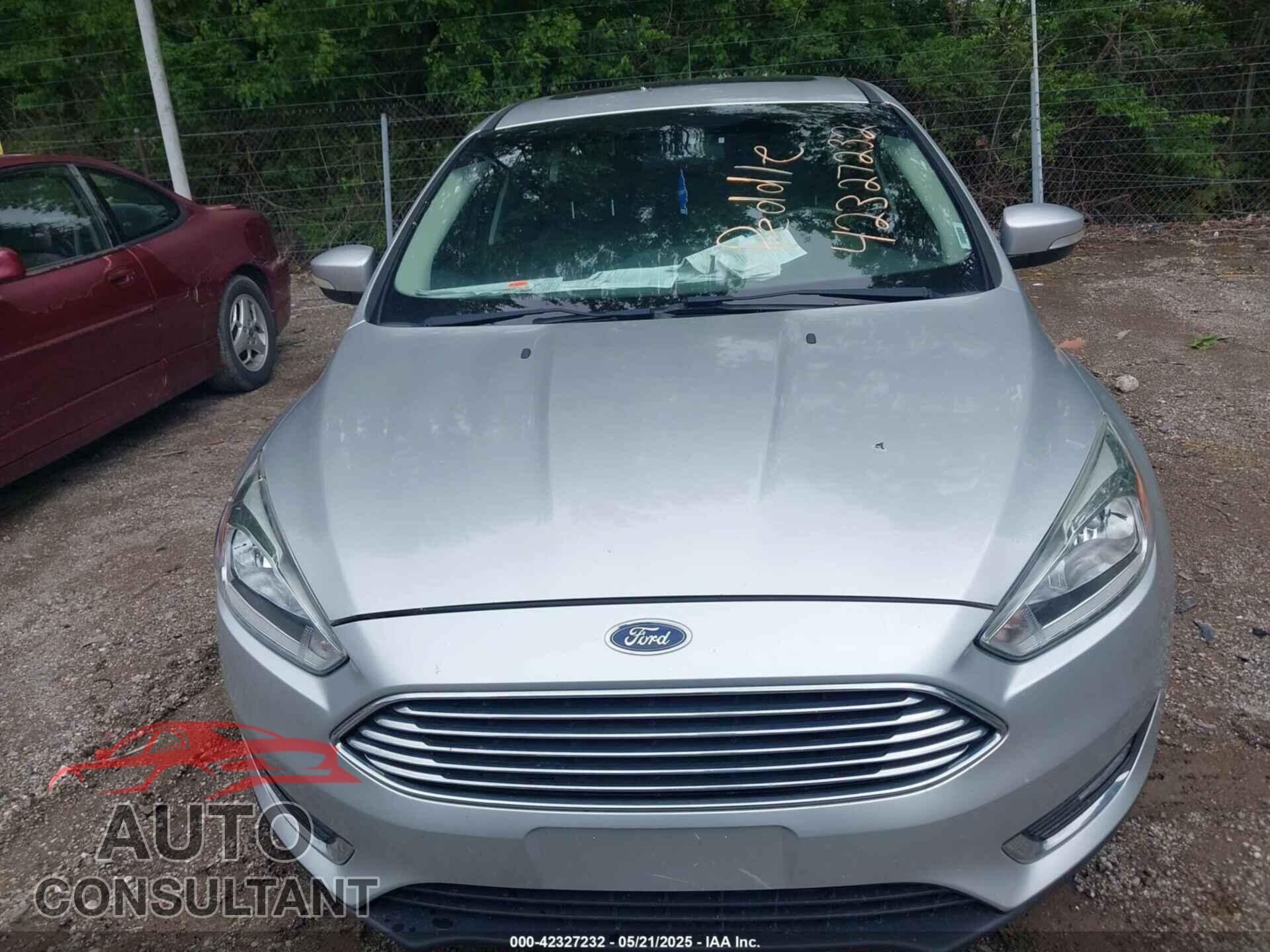 FORD FOCUS 2017 - 1FADP3N23HL209922