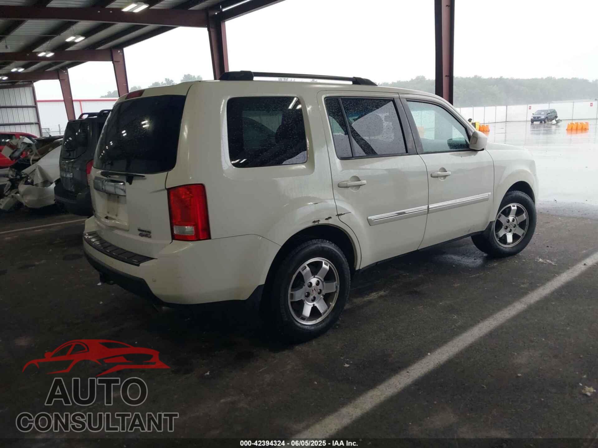 HONDA PILOT 2011 - 5FNYF4H99BB035894