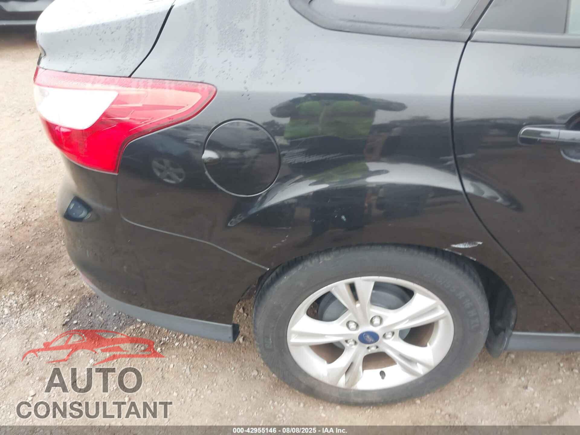 FORD FOCUS 2014 - 1FADP3F27EL123829