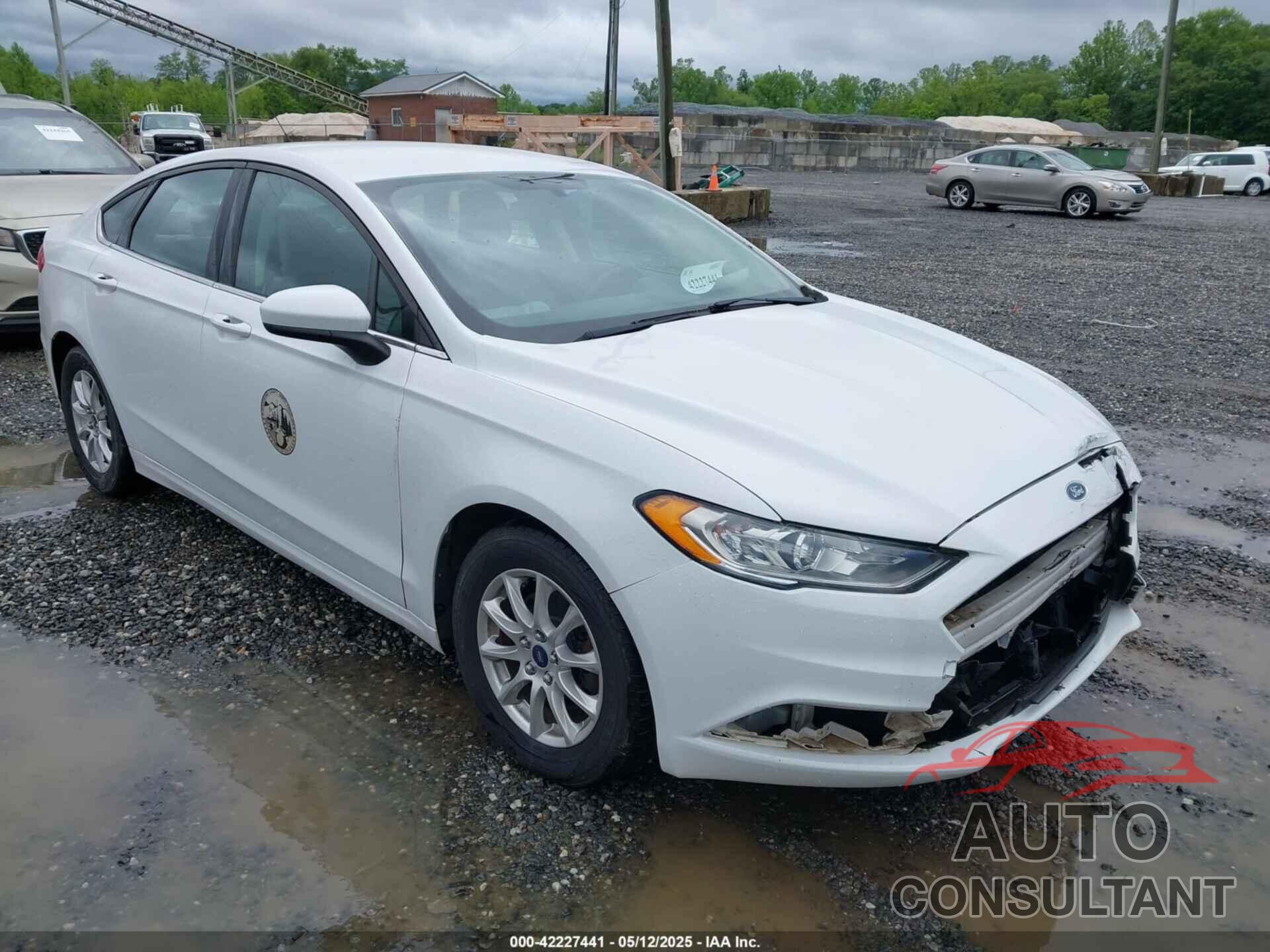 FORD FUSION 2017 - 3FA6P0G74HR279107