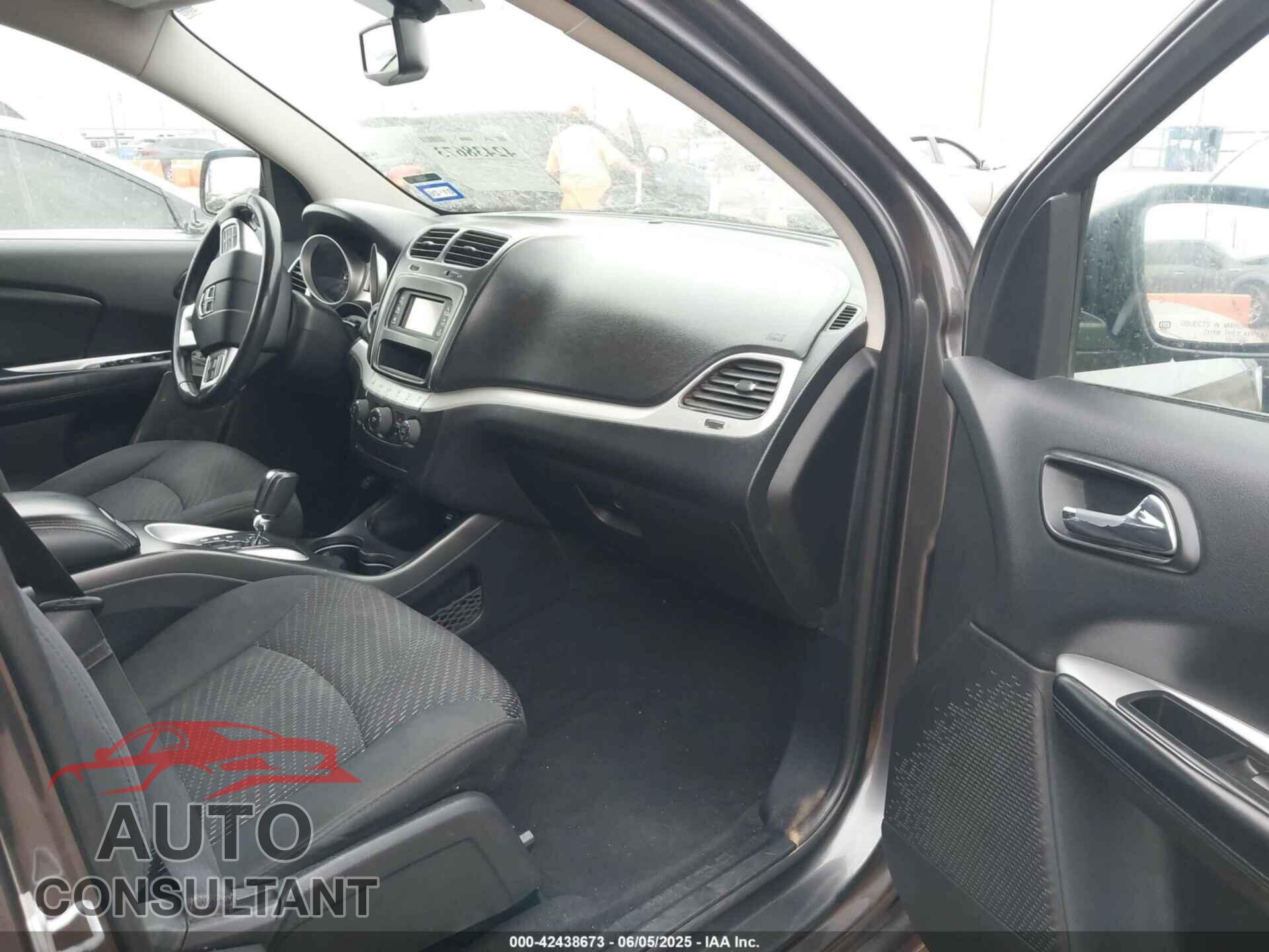 DODGE JOURNEY 2015 - 3C4PDCAB6FT736165