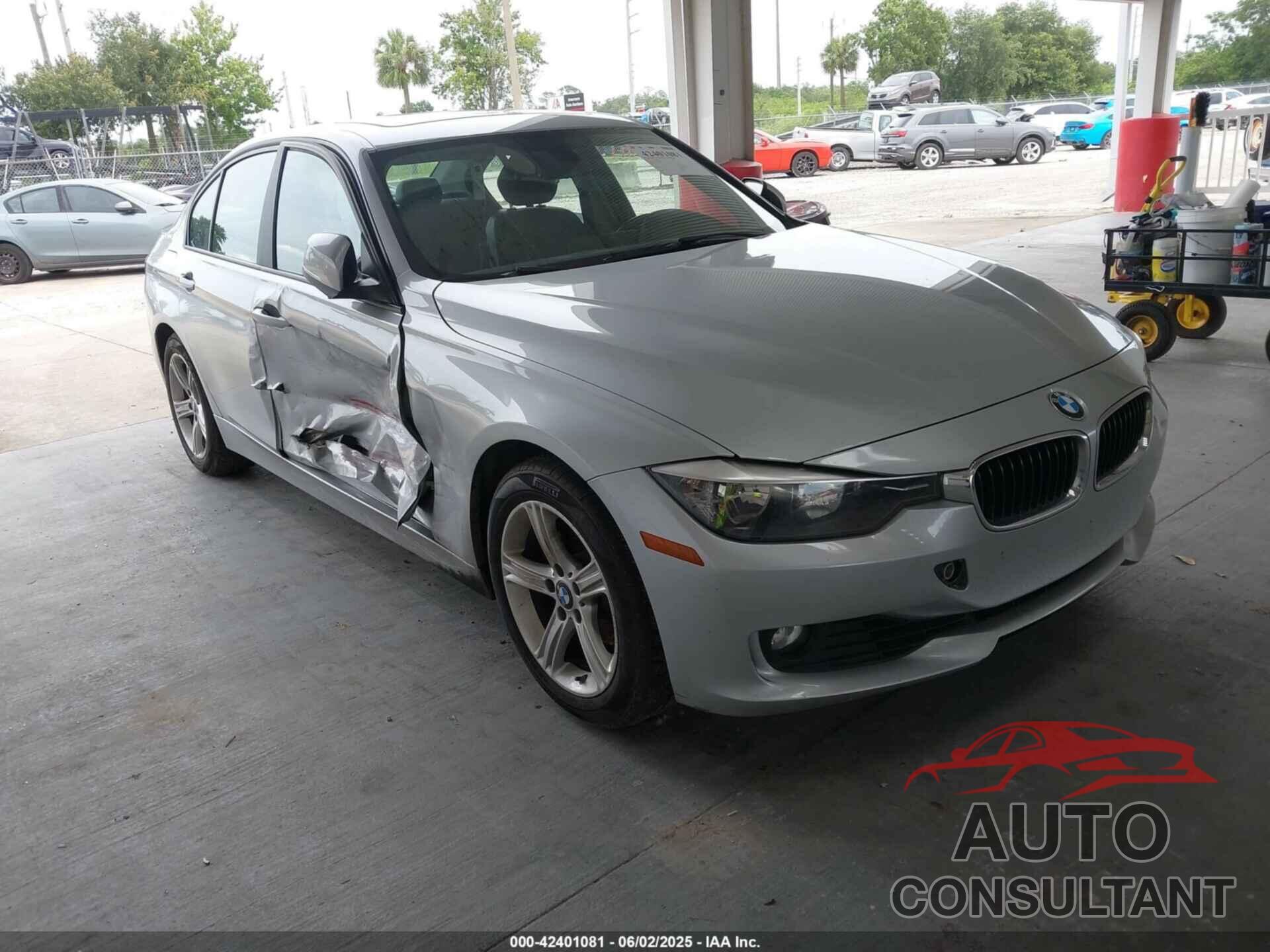 BMW 328I 2013 - WBA3A5G58DNP18975
