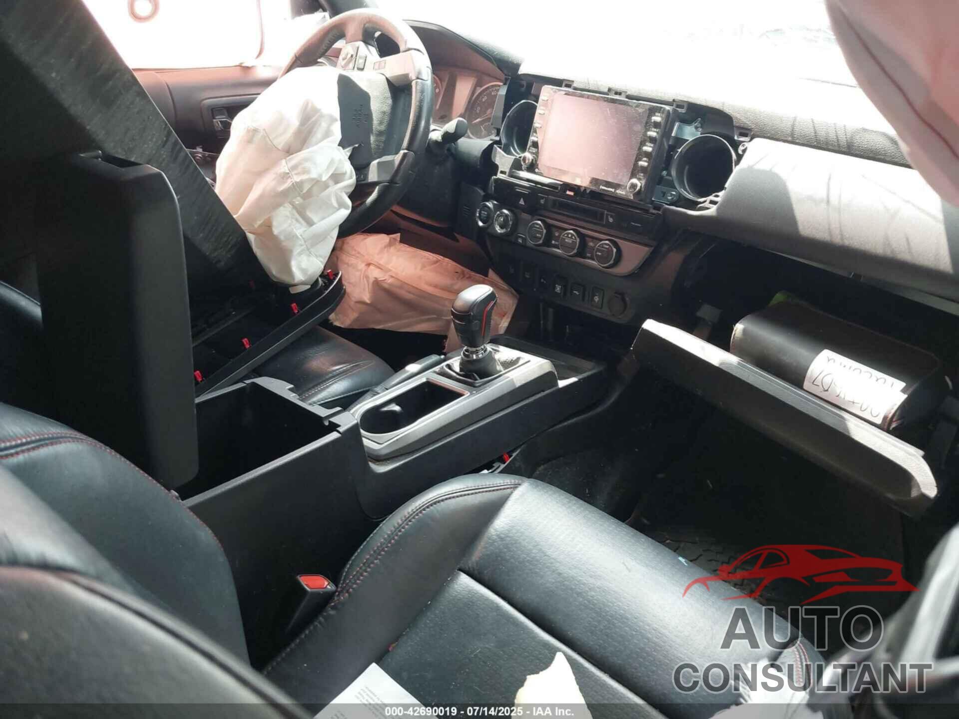 TOYOTA TACOMA 2022 - 3TYCZ5AN1NT071372