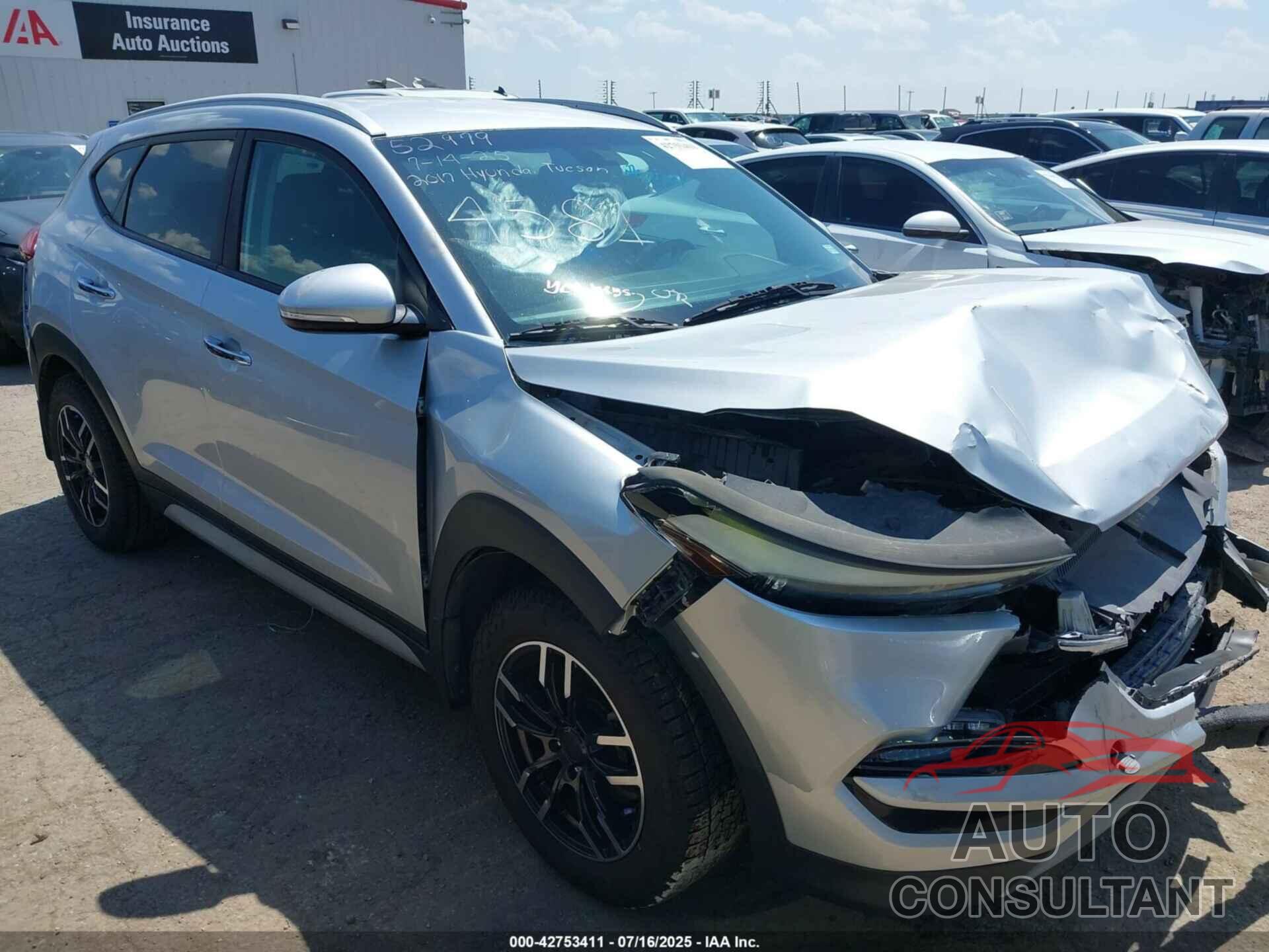 HYUNDAI TUCSON 2017 - KM8J33A20HU534581