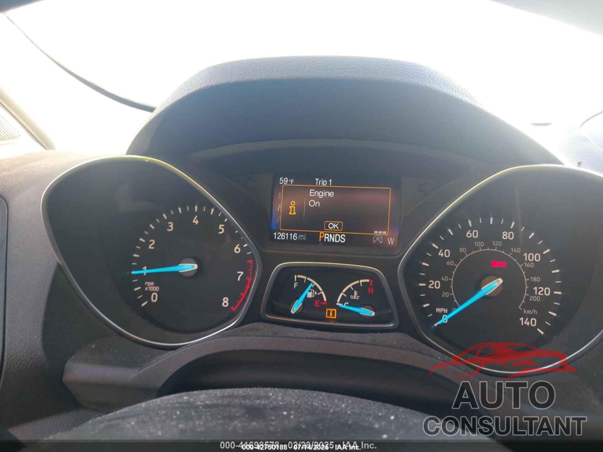 FORD ESCAPE 2017 - 1FMCU9G93HUC02907