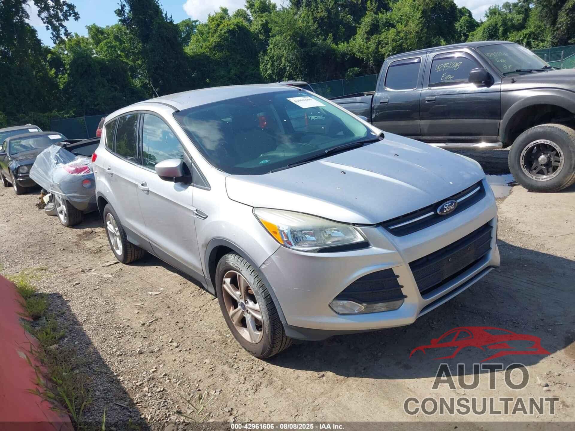 FORD ESCAPE 2016 - 1FMCU0GX9GUB74829