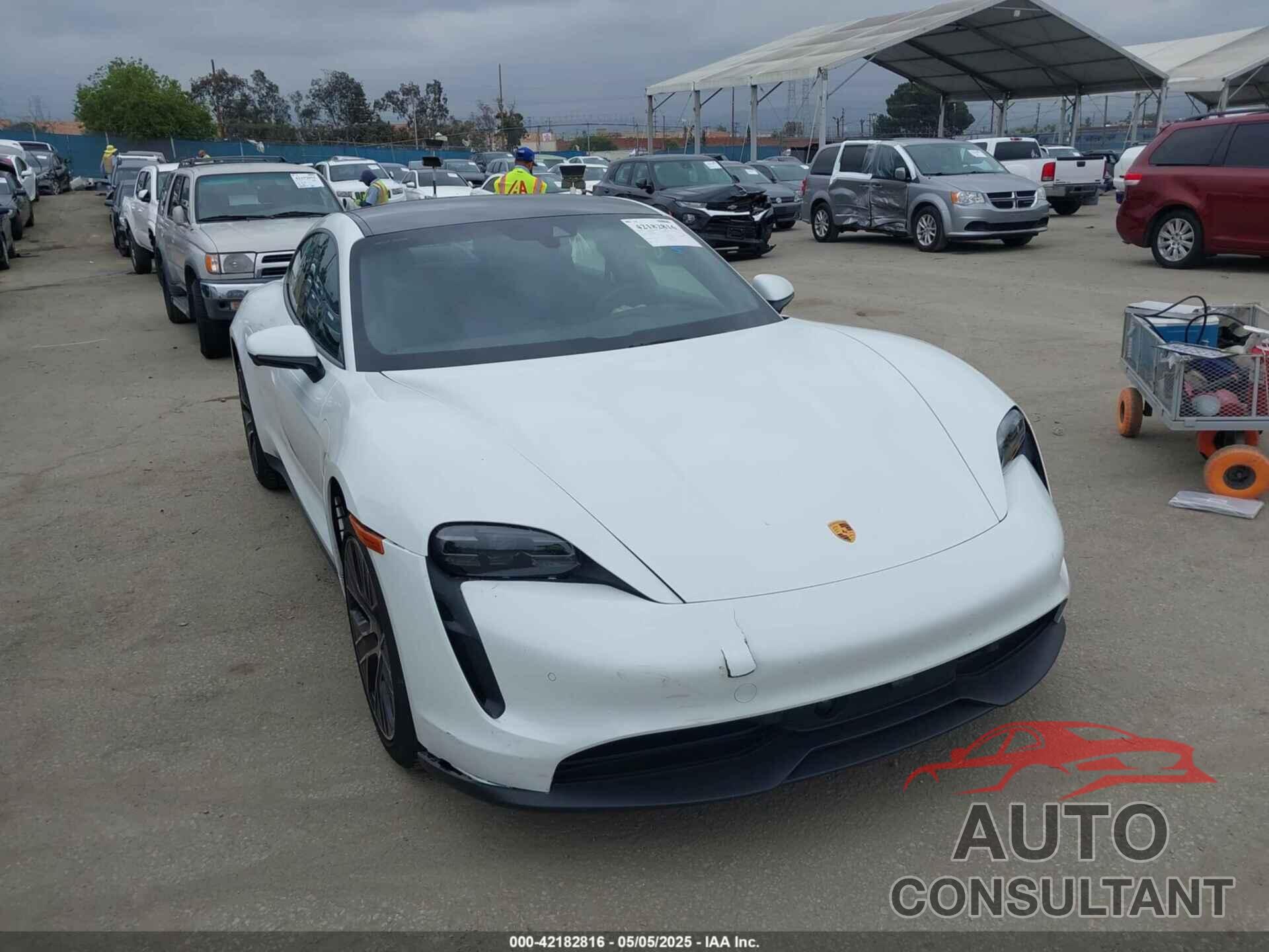 PORSCHE TAYCAN 2024 - WP0AA2Y13RSA10794