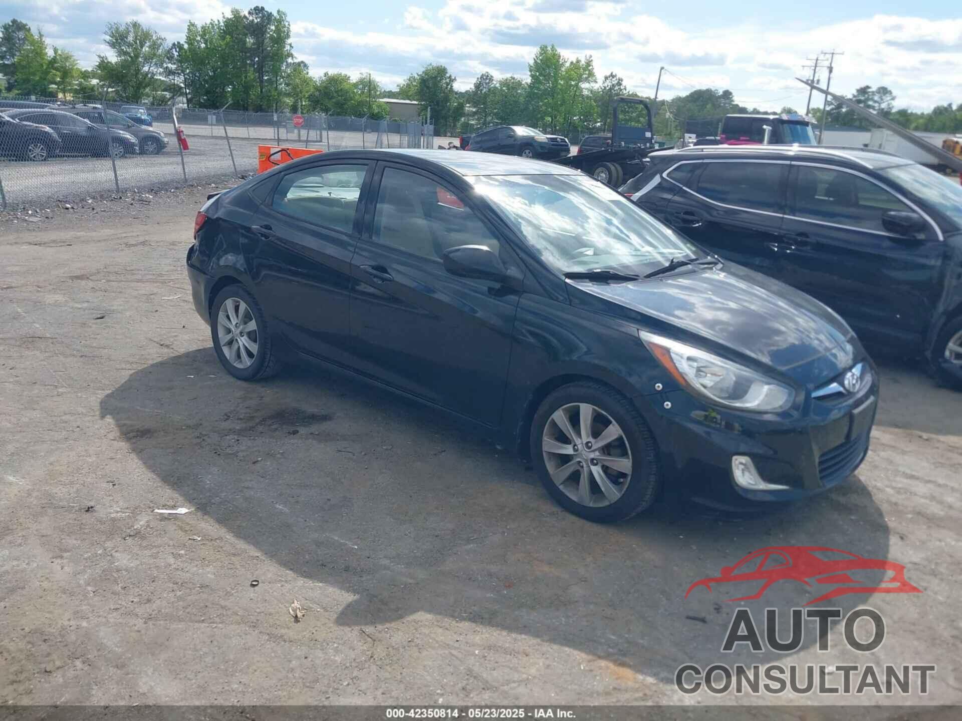 HYUNDAI ACCENT 2013 - KMHCU4AEXDU570388