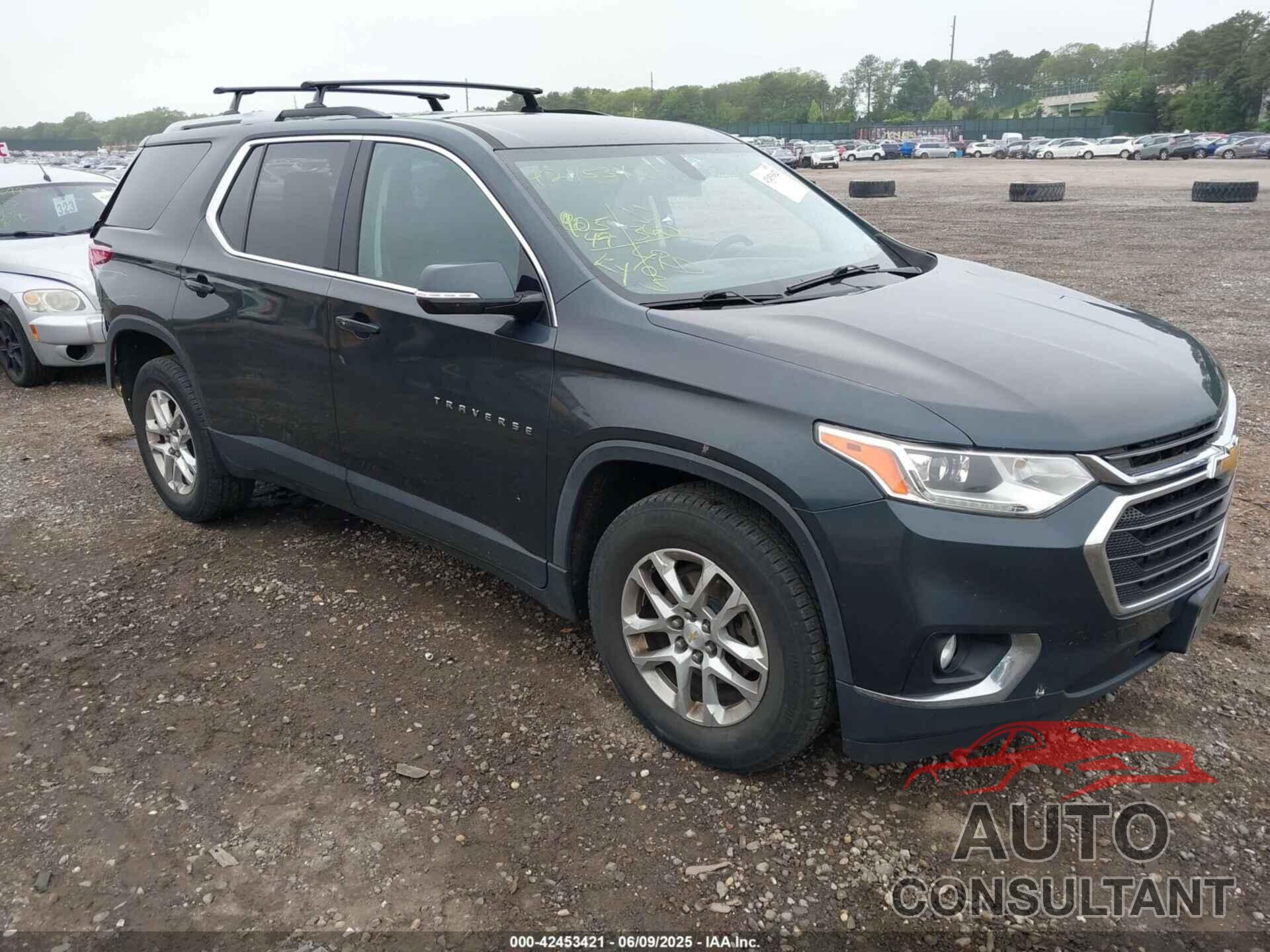 CHEVROLET TRAVERSE 2018 - 1GNEVGKW3JJ116779