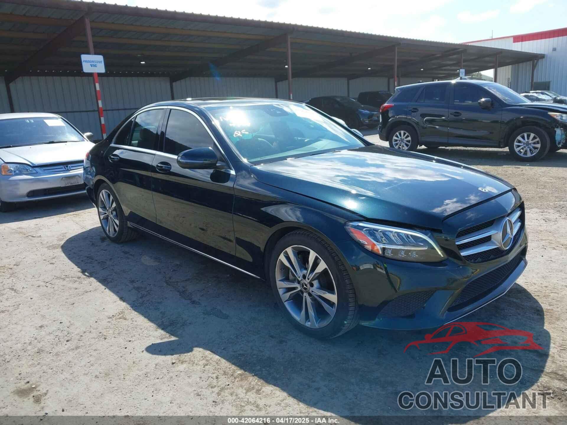 MERCEDES-BENZ C 300 2019 - 55SWF8DB0KU307190