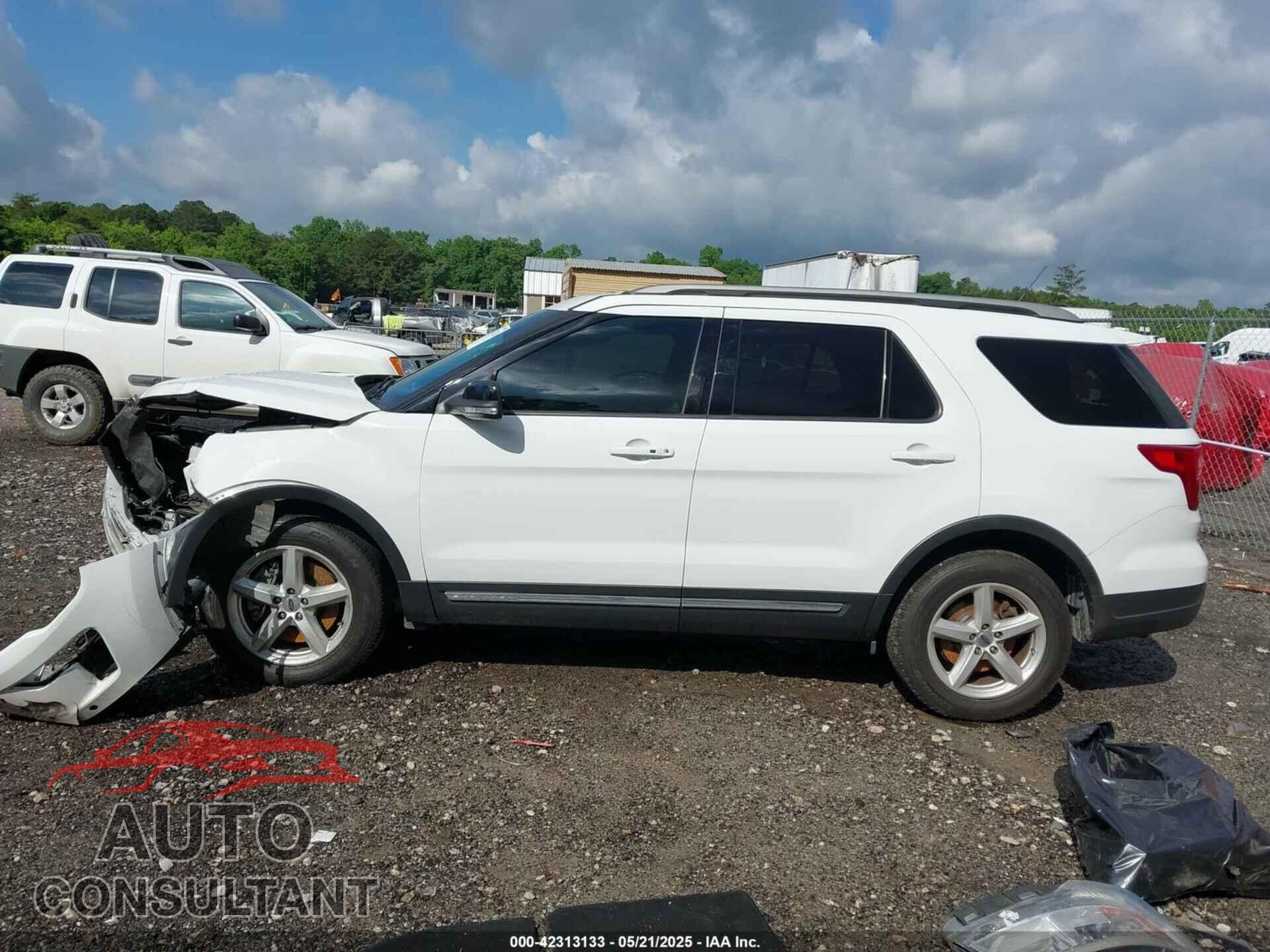 FORD EXPLORER 2018 - 1FM5K7D89JGB15046