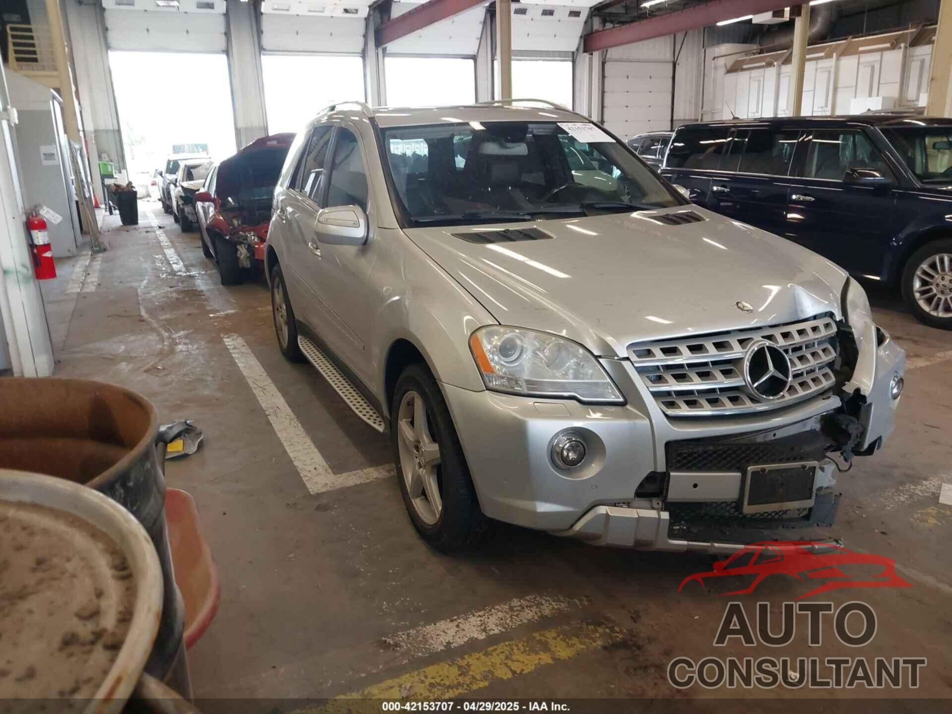 MERCEDES-BENZ ML 550 2009 - 4JGBB72E49A478123