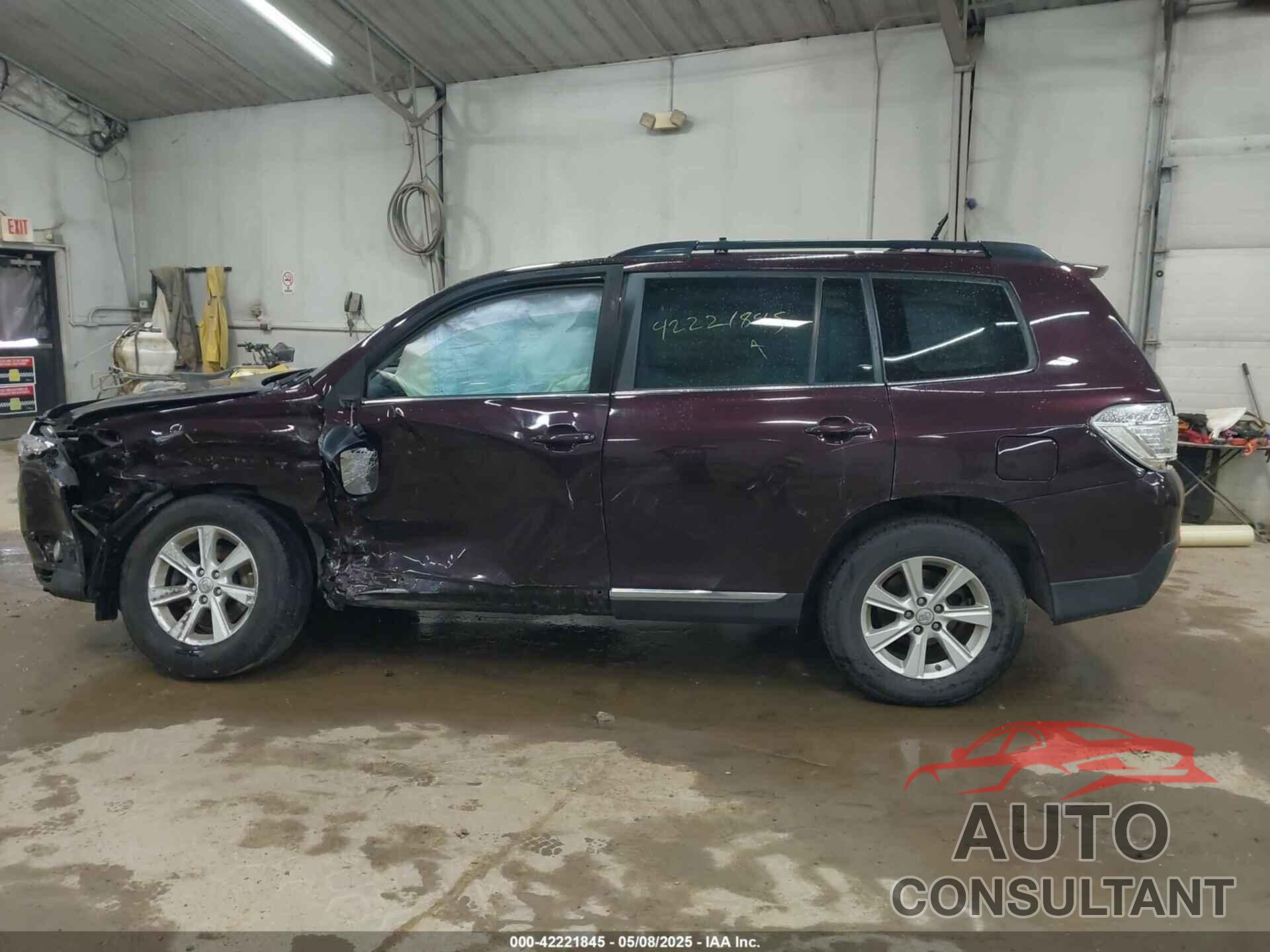 TOYOTA HIGHLANDER 2011 - 5TDBK3EH7BS082991