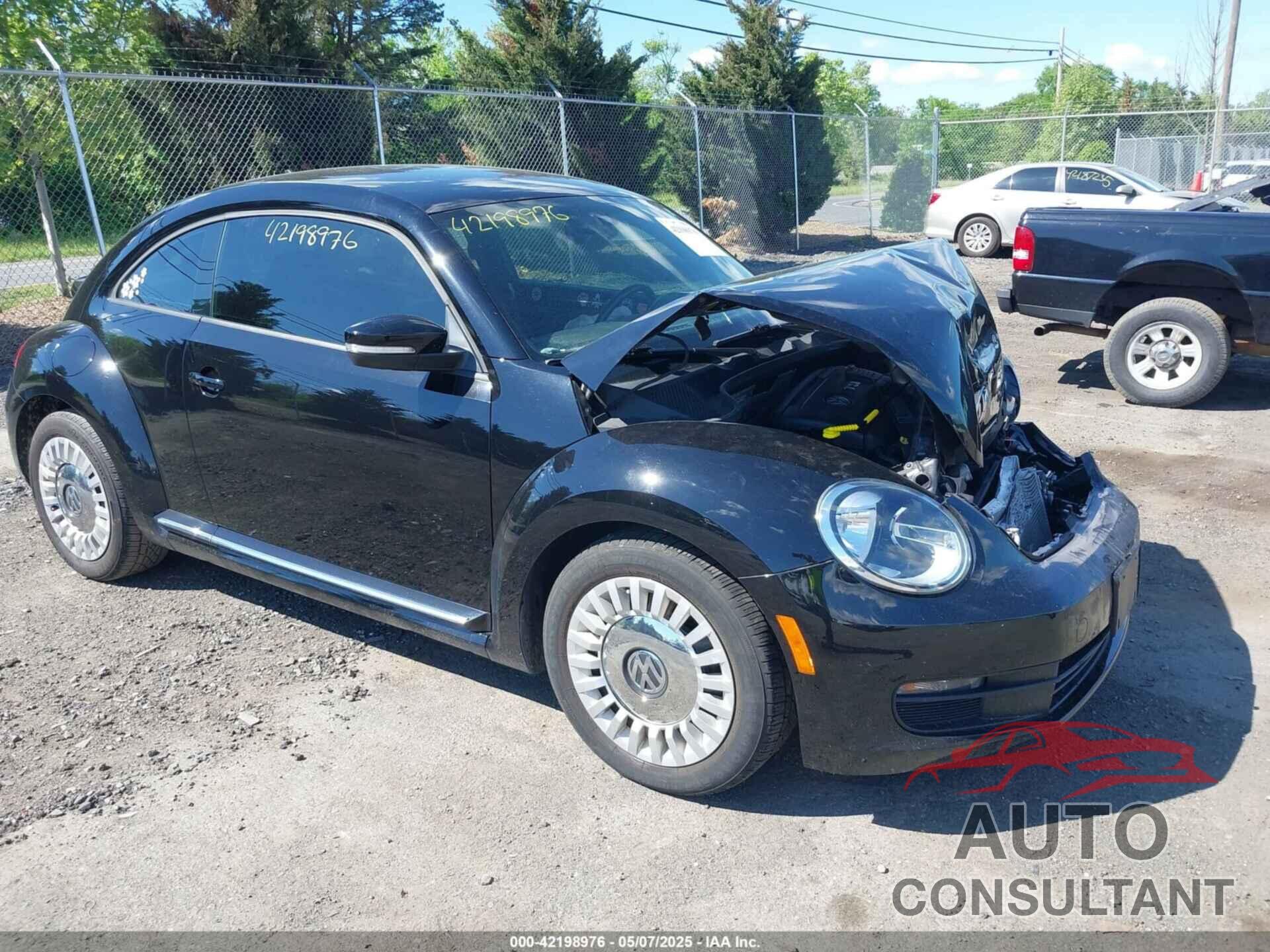 VOLKSWAGEN BEETLE 2016 - 3VWJ17AT9GM620367