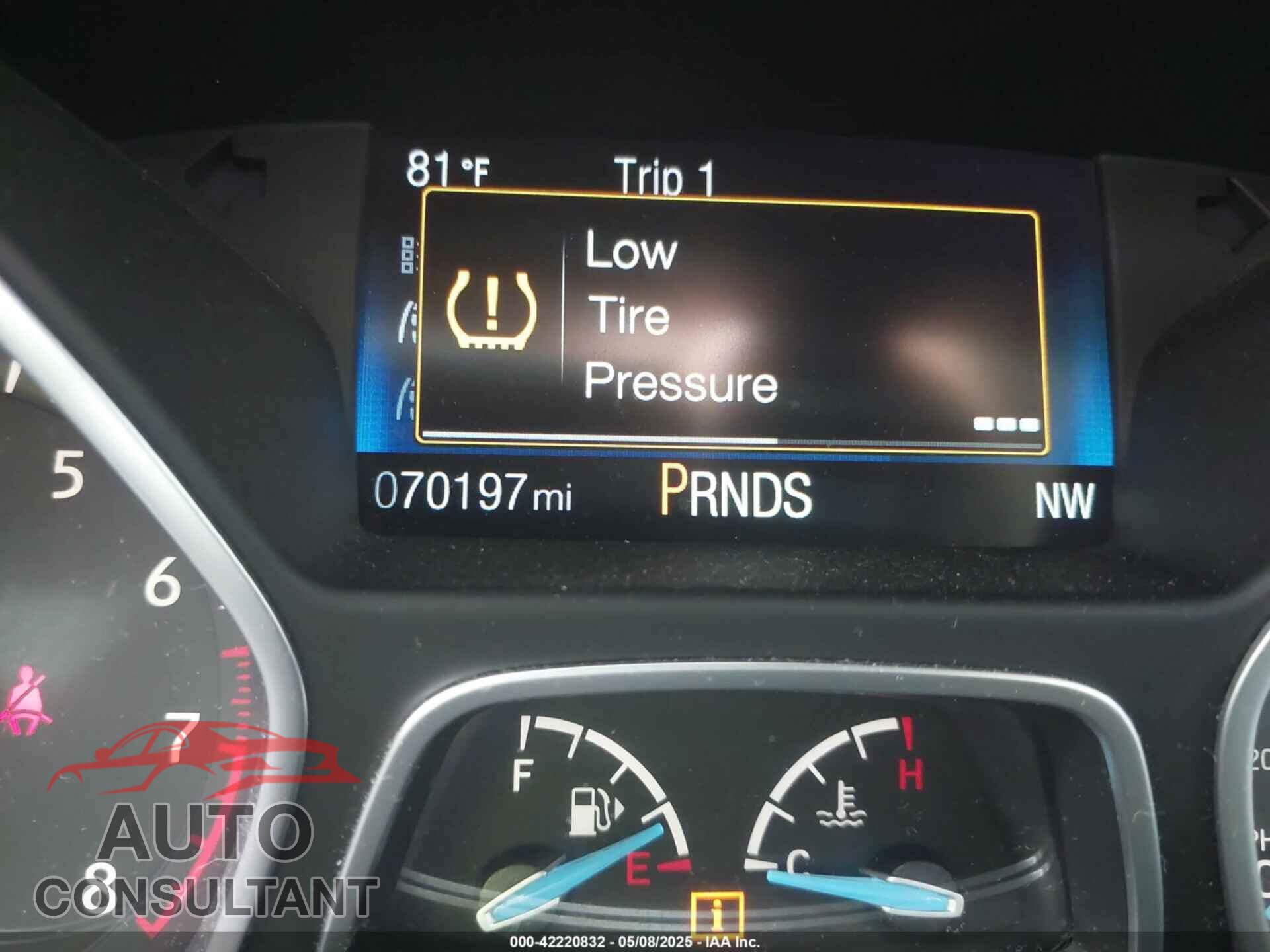 FORD FOCUS 2017 - 1FADP3FEXHL233966