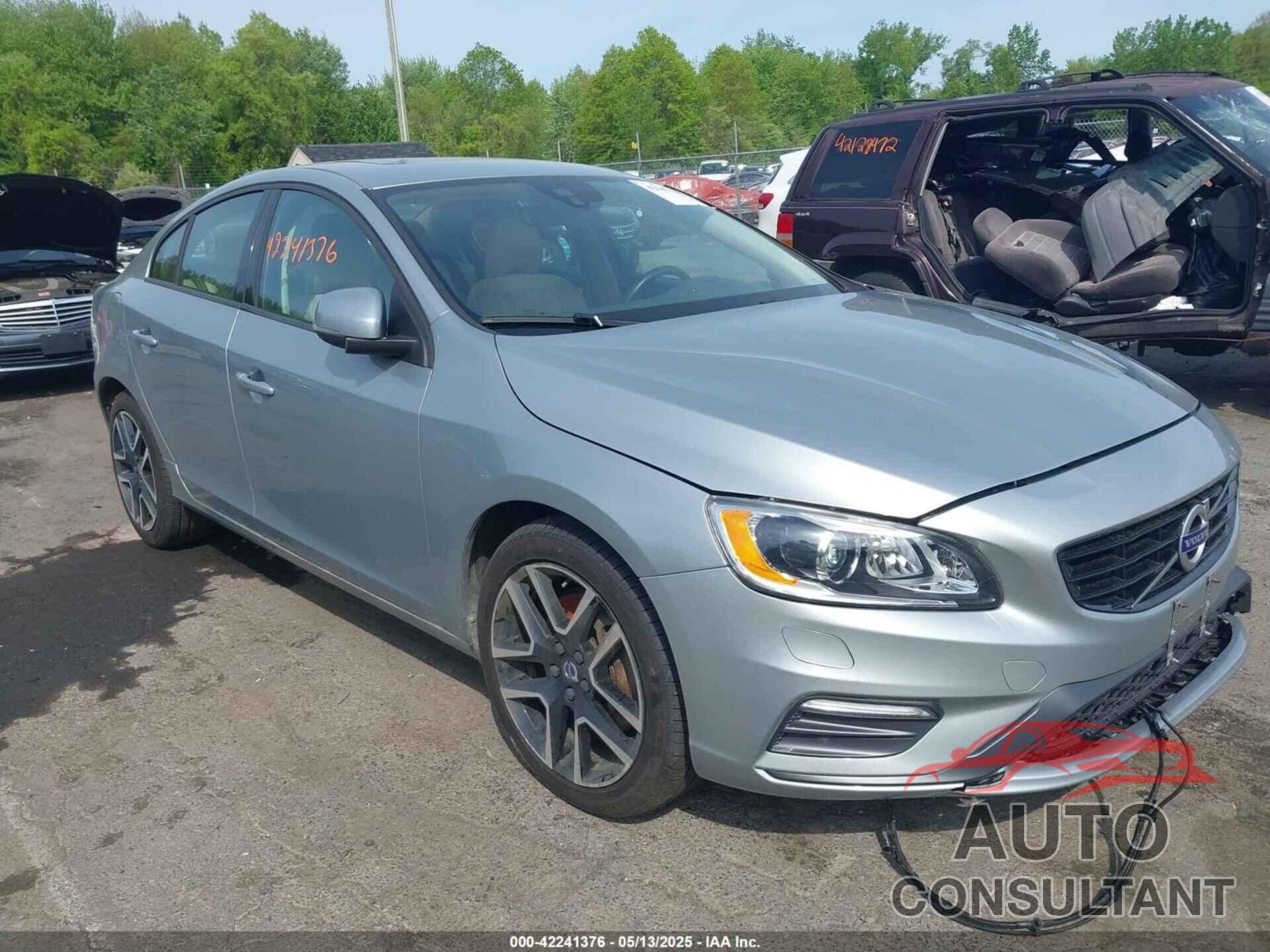 VOLVO S60 2017 - YV140MTLXH2420132