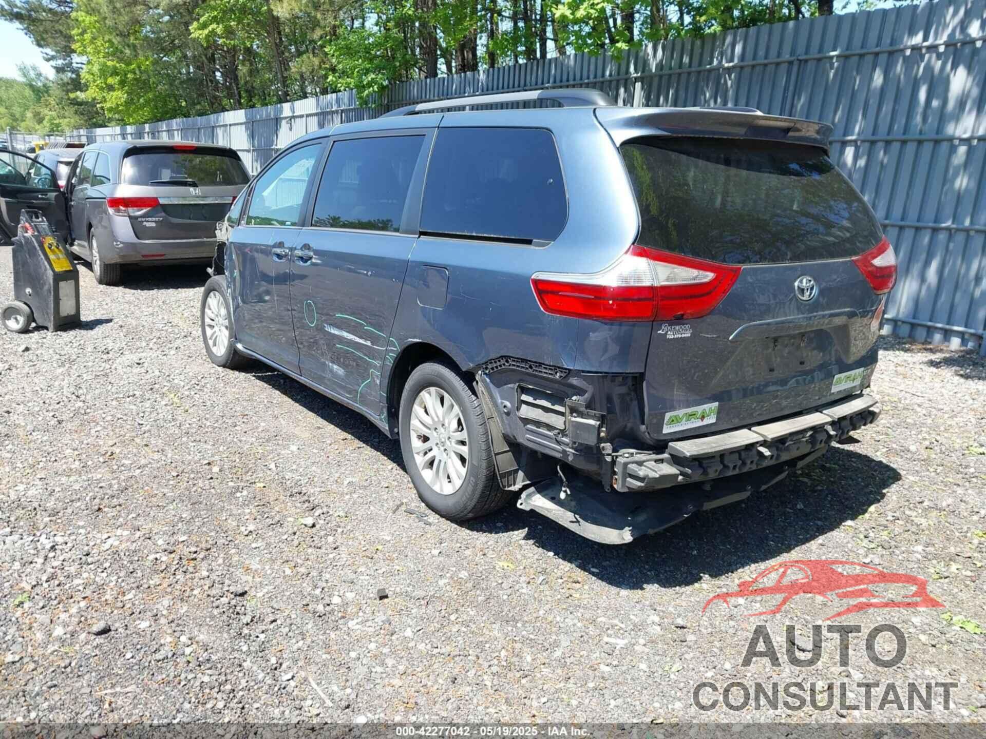 TOYOTA SIENNA 2017 - 5TDYZ3DC0HS785627