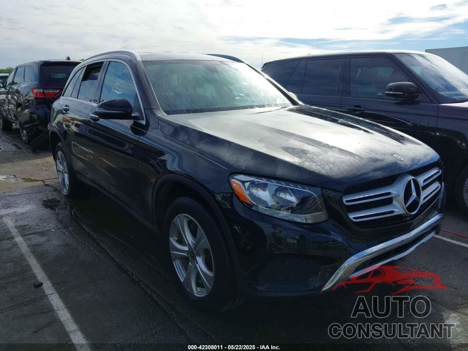 MERCEDES-BENZ GLC 300 2017 - WDC0G4JB4HV008484
