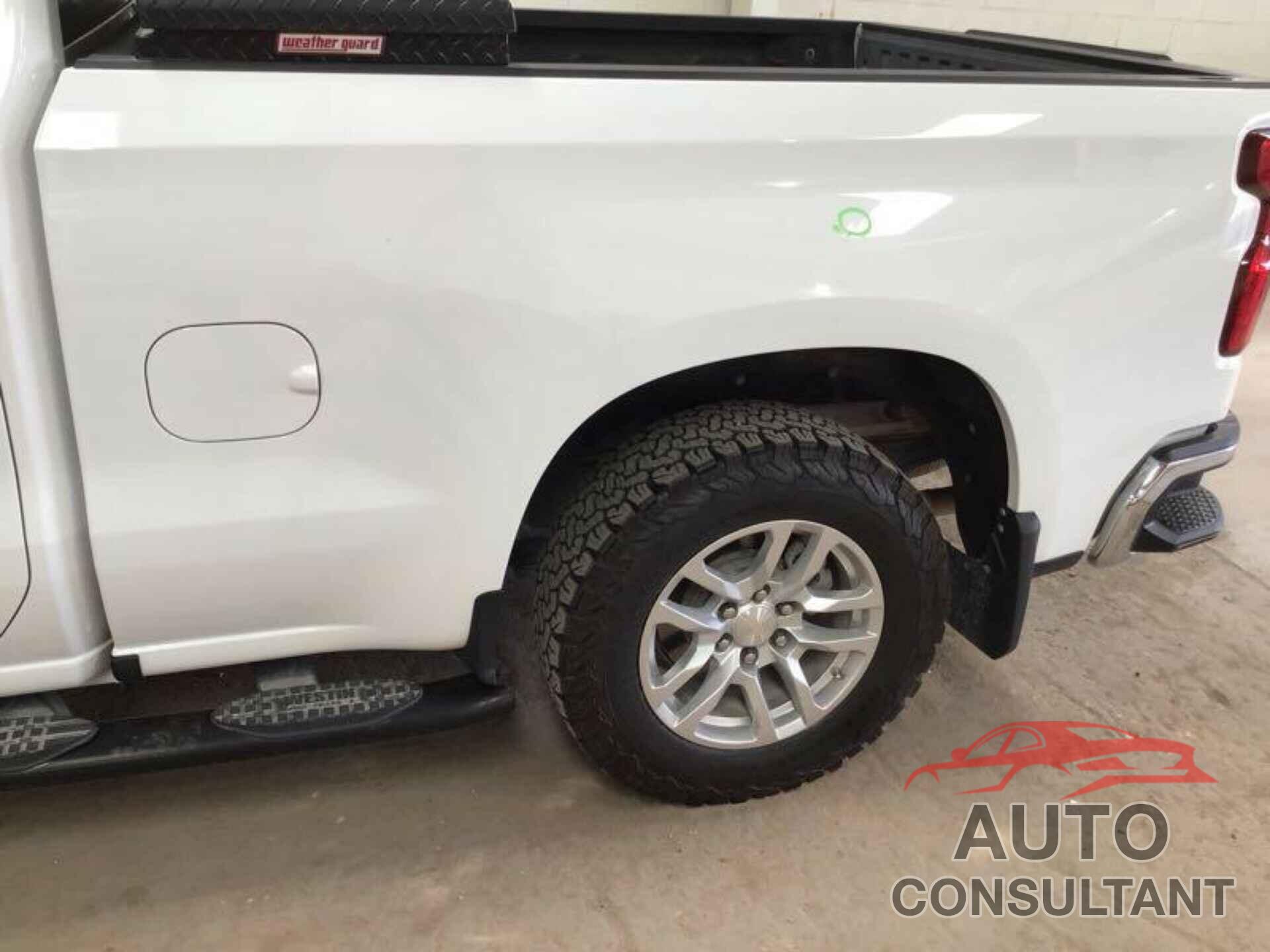 CHEVROLET SILVERADO 2019 - 1GCRYDED0KZ371516
