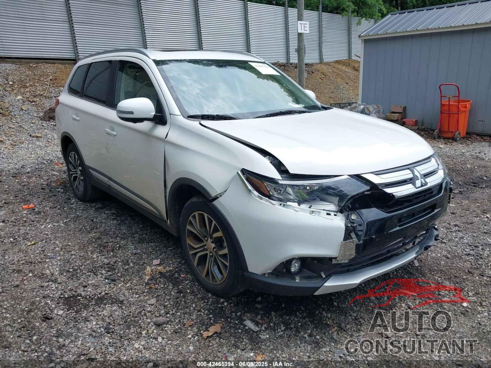 MITSUBISHI OUTLANDER 2018 - JA4AZ3A35JZ049366