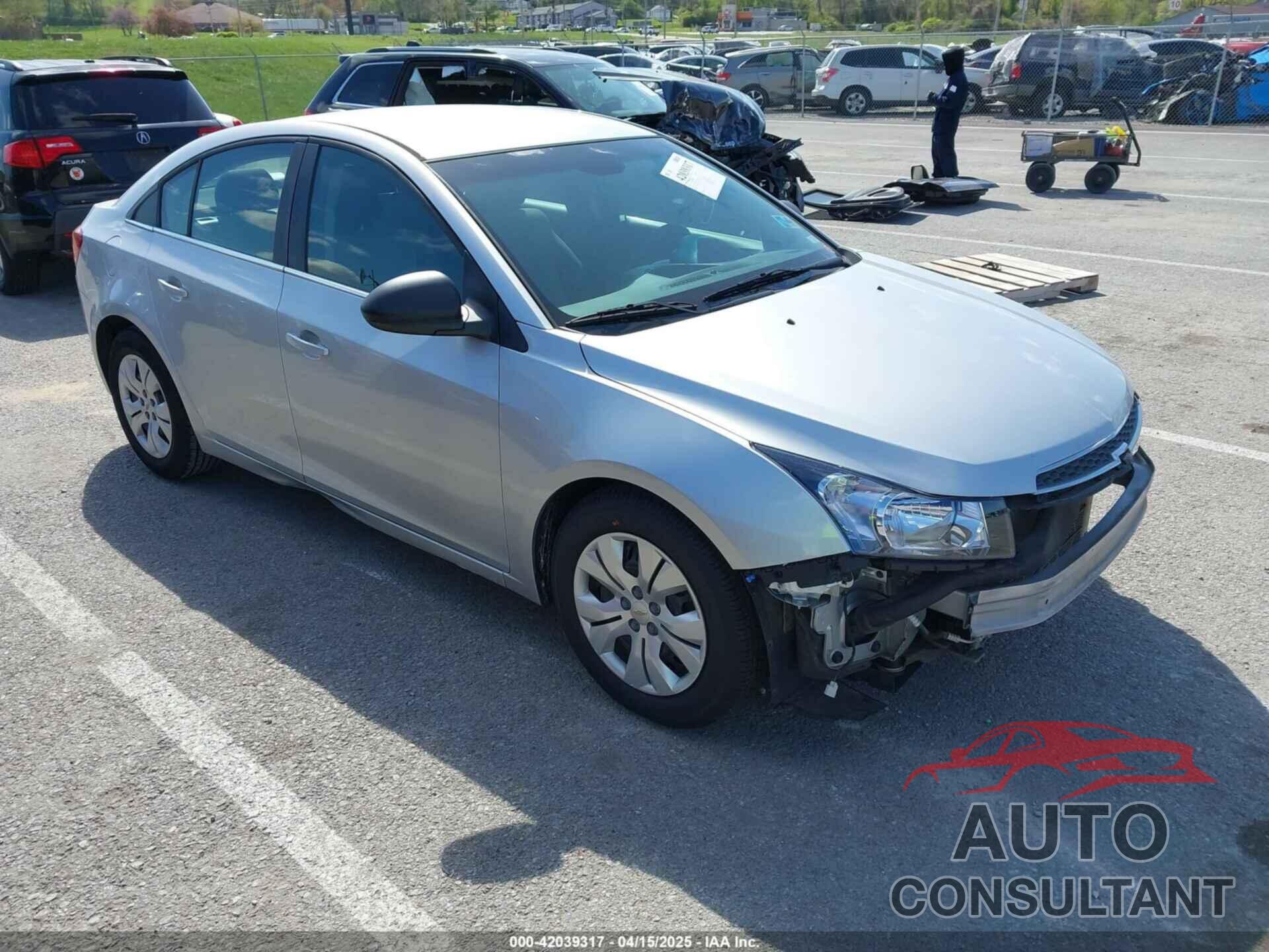CHEVROLET CRUZE 2012 - 1G1PC5SH9C7374925