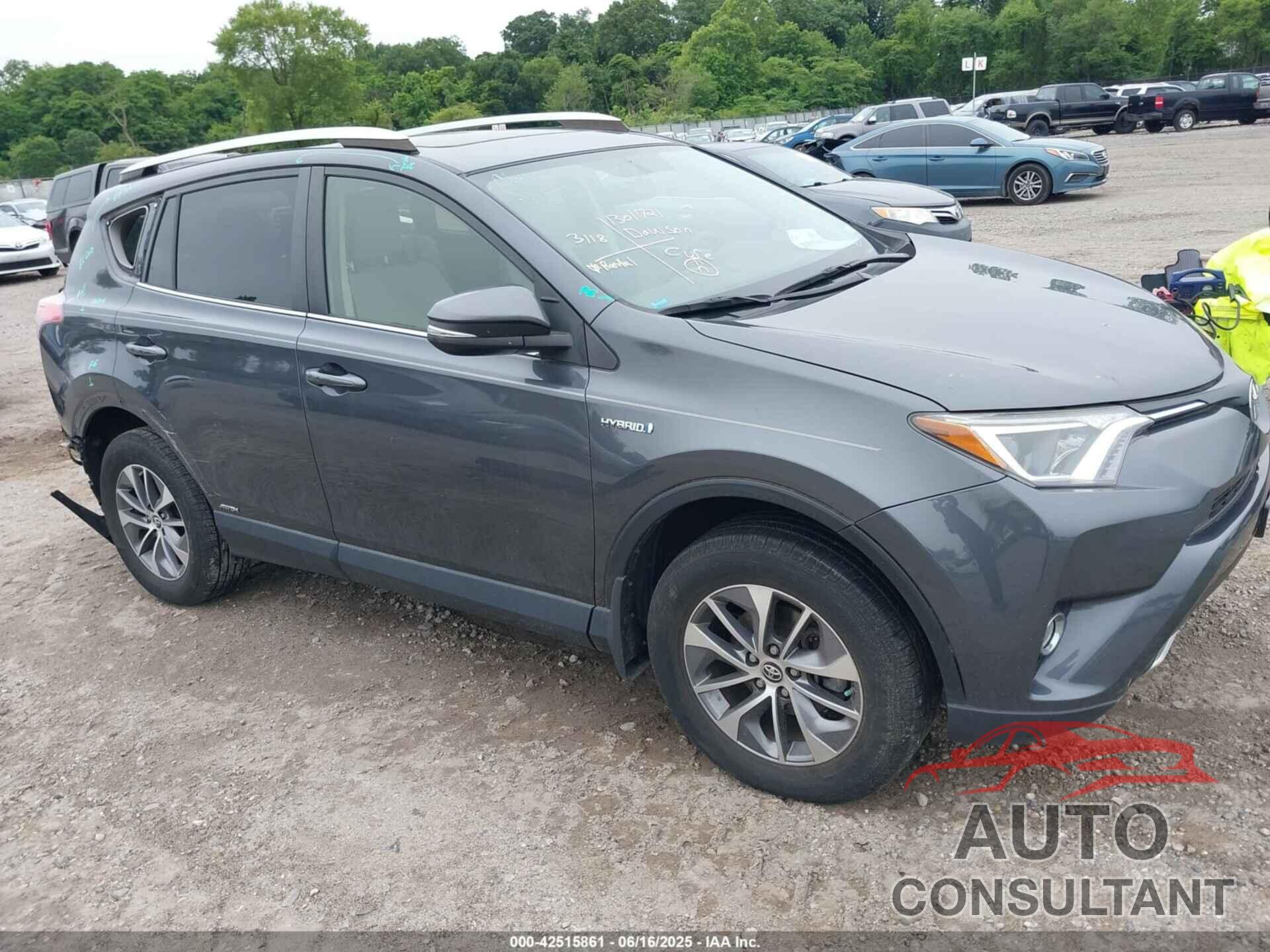 TOYOTA RAV4 HYBRID 2016 - JTMRJREV5GD022849